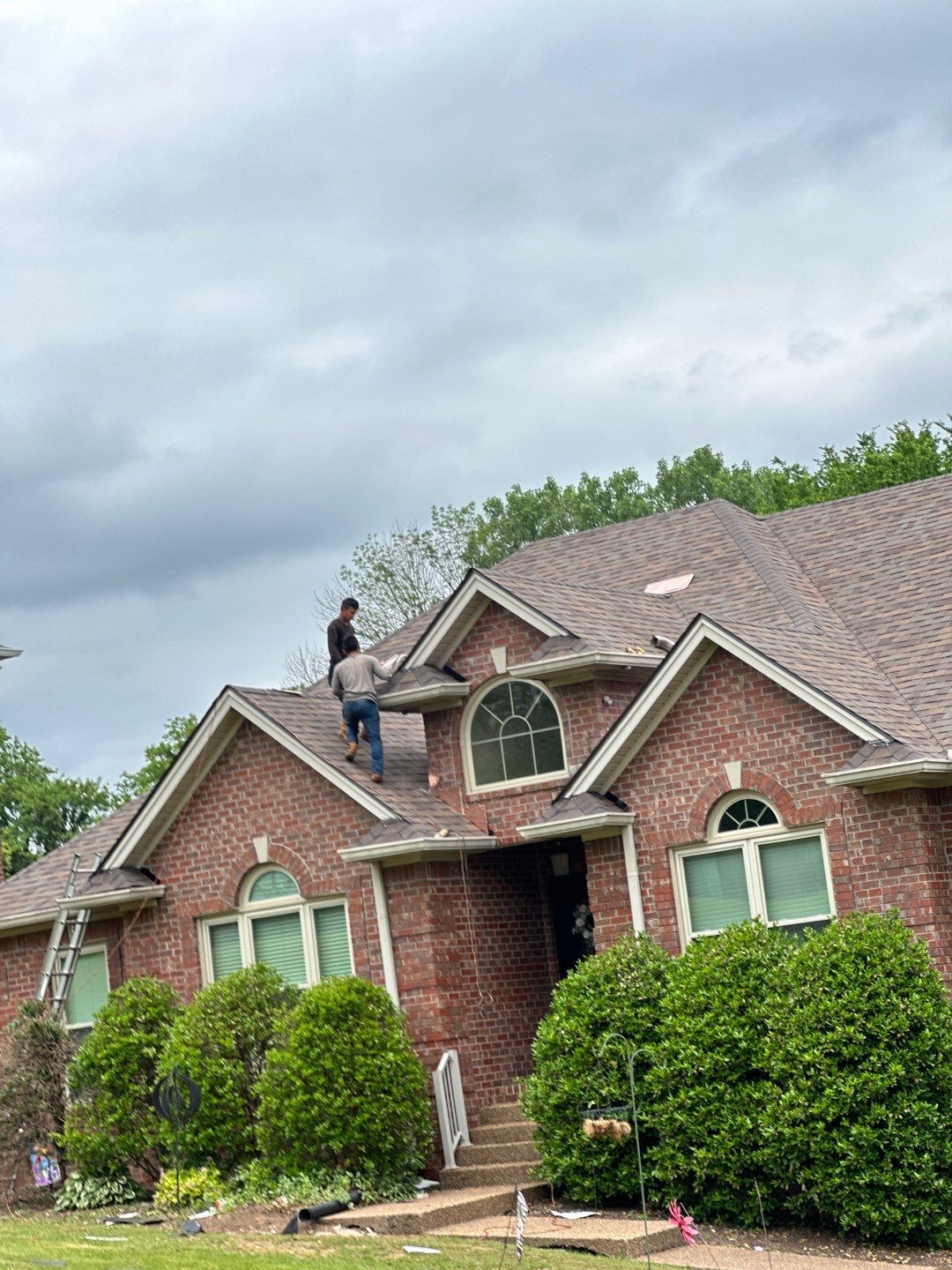Residential Roofing Installation using Owens Corning Duration Shingles Roofing System by Undersun Roofing 
