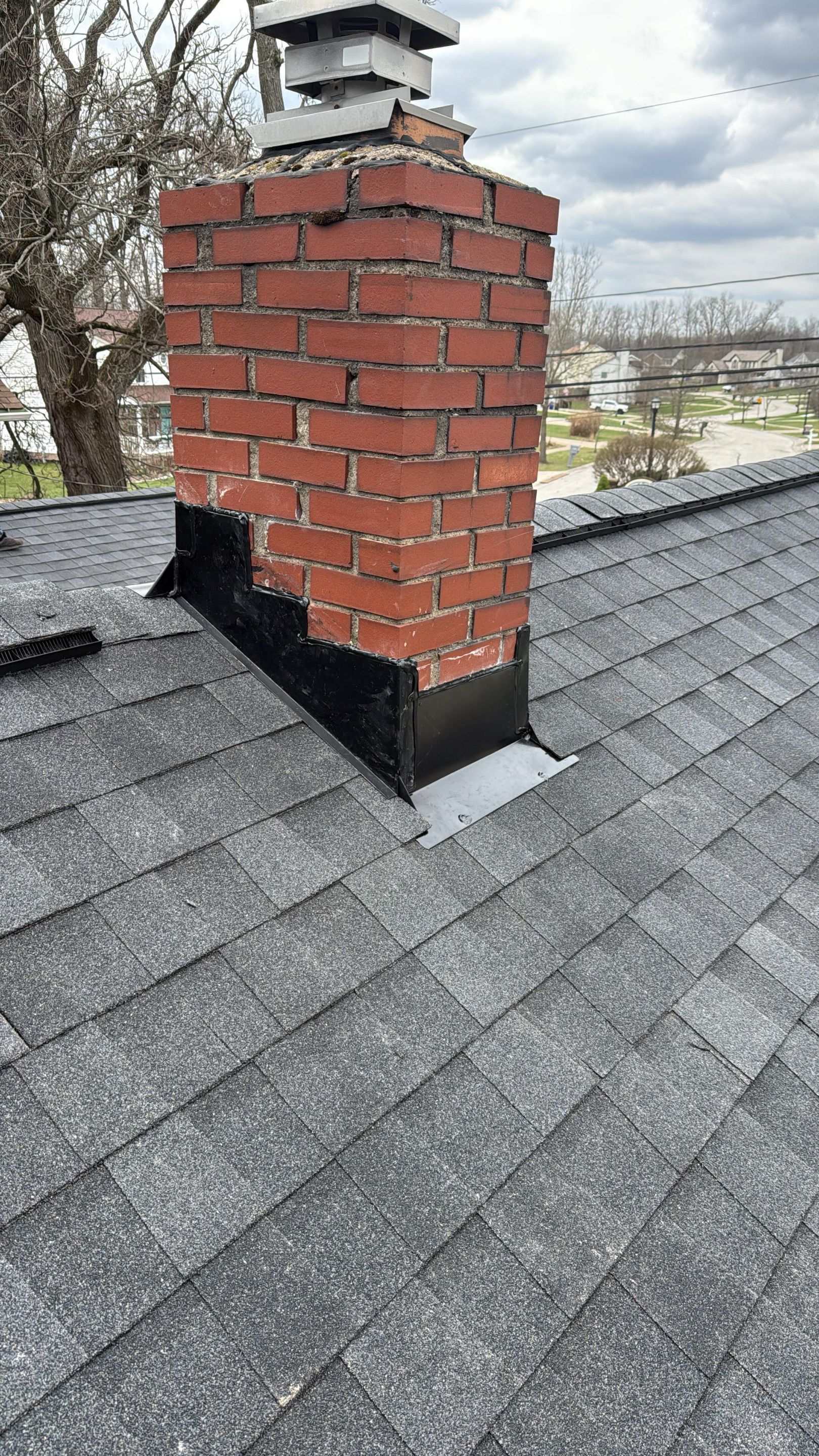 Atlas Pinnacle, Black Shadow, Drip Edge, Color, White by Eagle Eye Roofing