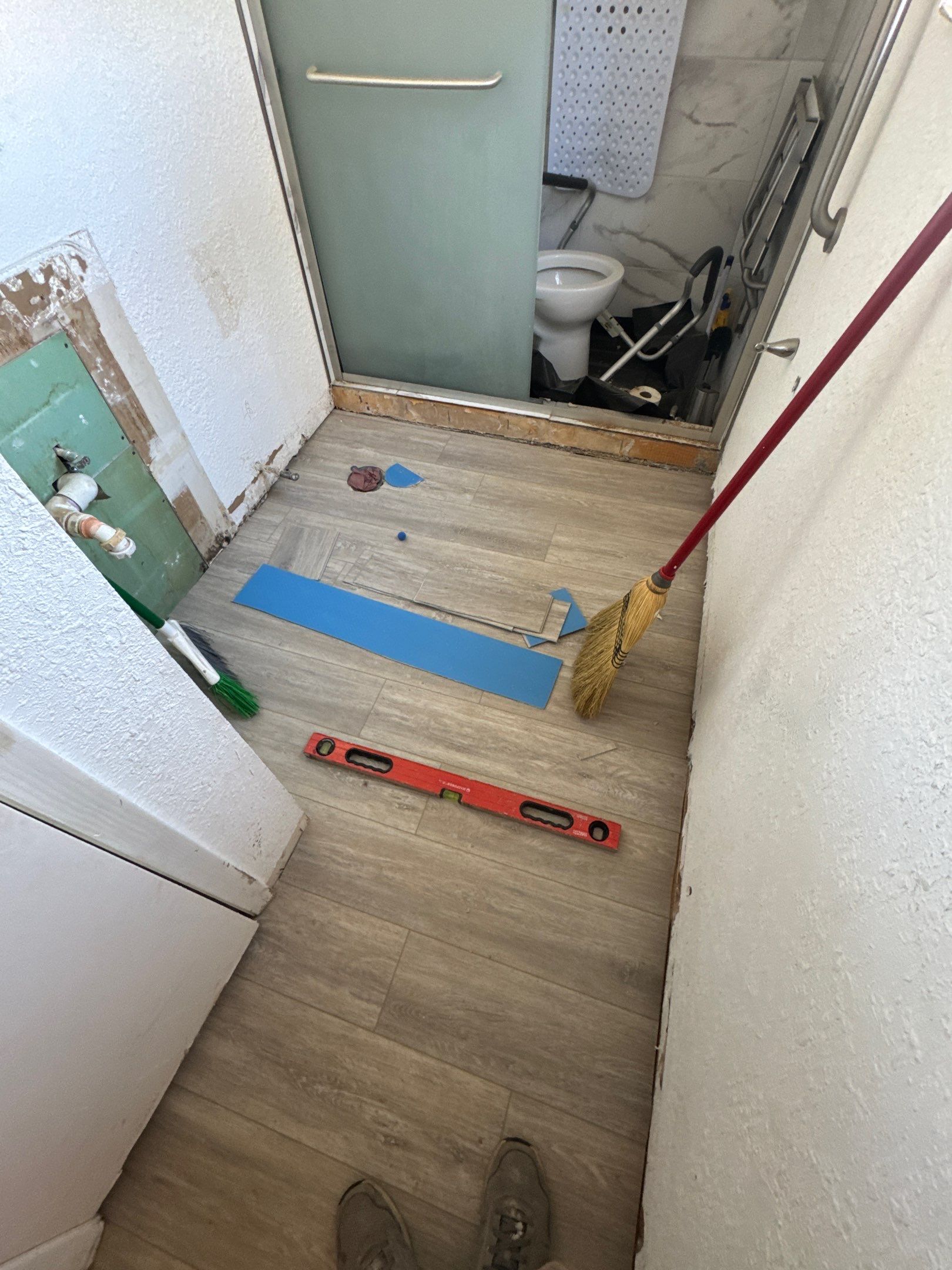 Subfloor Repairs & Flooring Installation by Axtra Hand