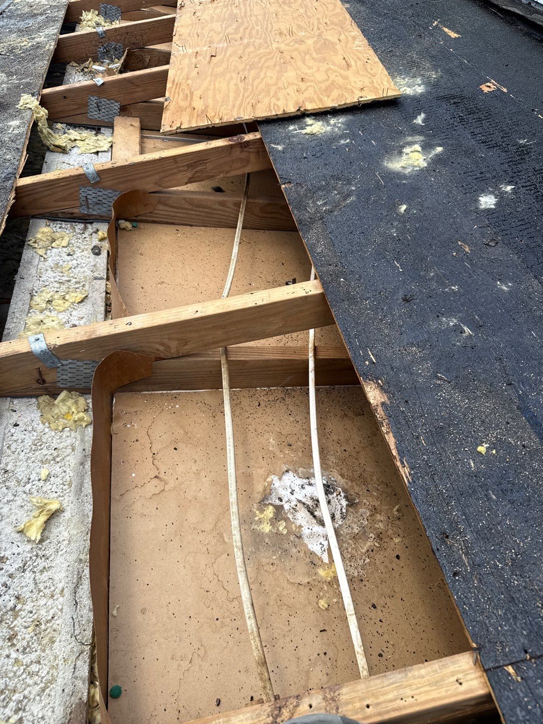 Project in St. Petersburg 33703 by Mitchell Roofing Company LLC