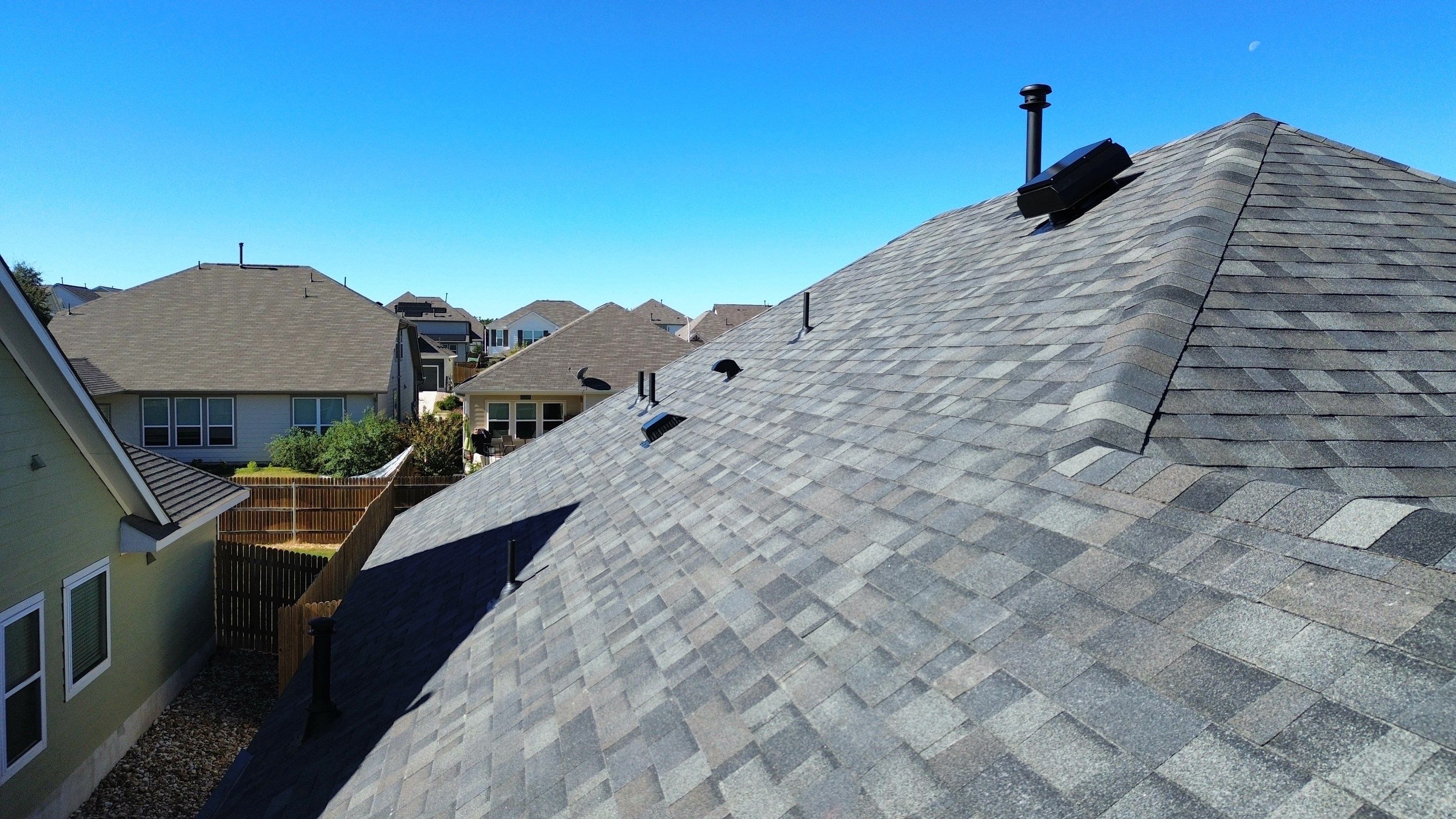 Malarkey Vista AR – Storm Grey Roof + Solar Attic Fan | Leander, TX Installation by Kstylez Roofing & Construction