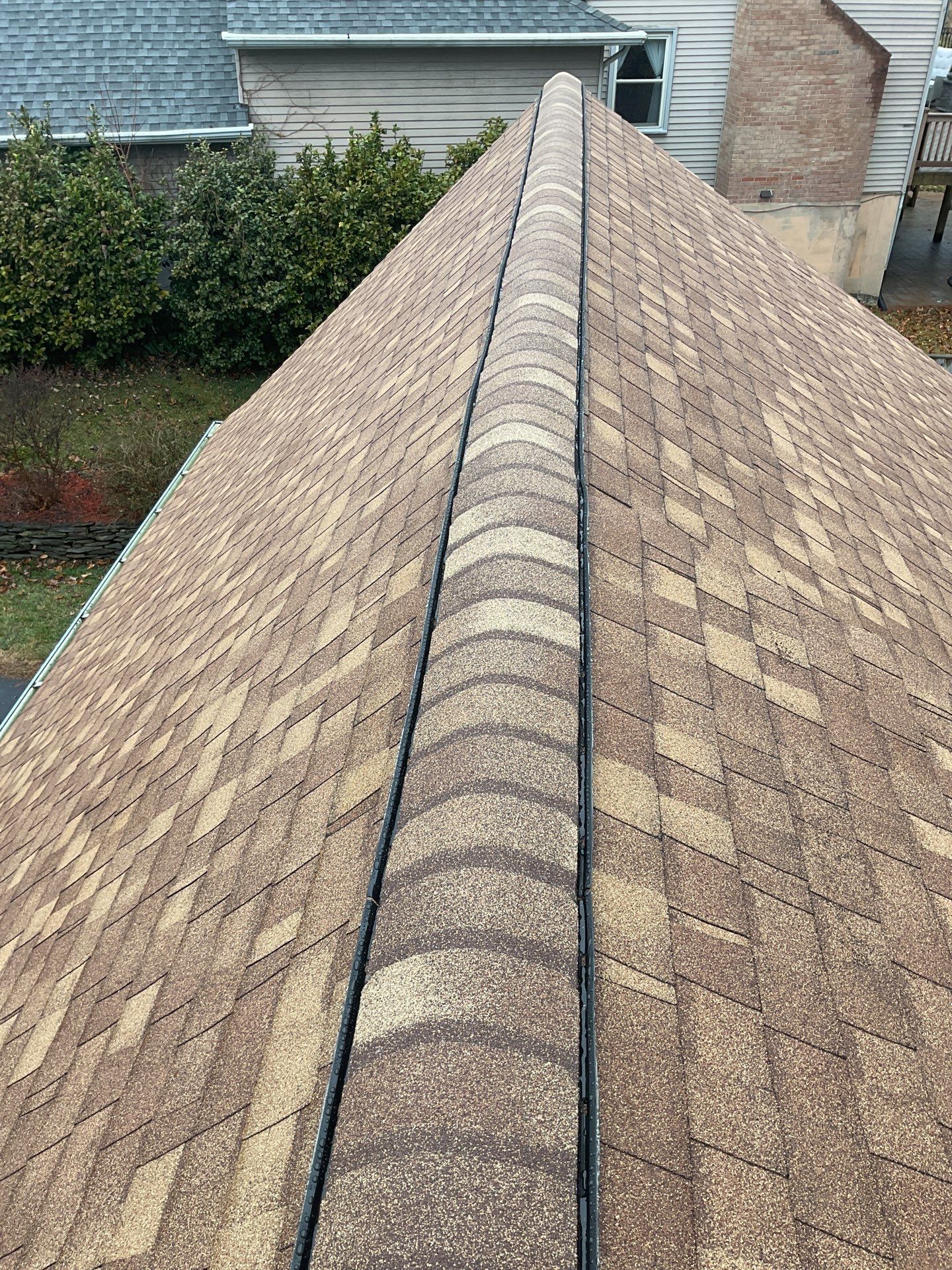 Springfield CertainTeed Landmark in Resawn Shake by RM Banning, Inc.