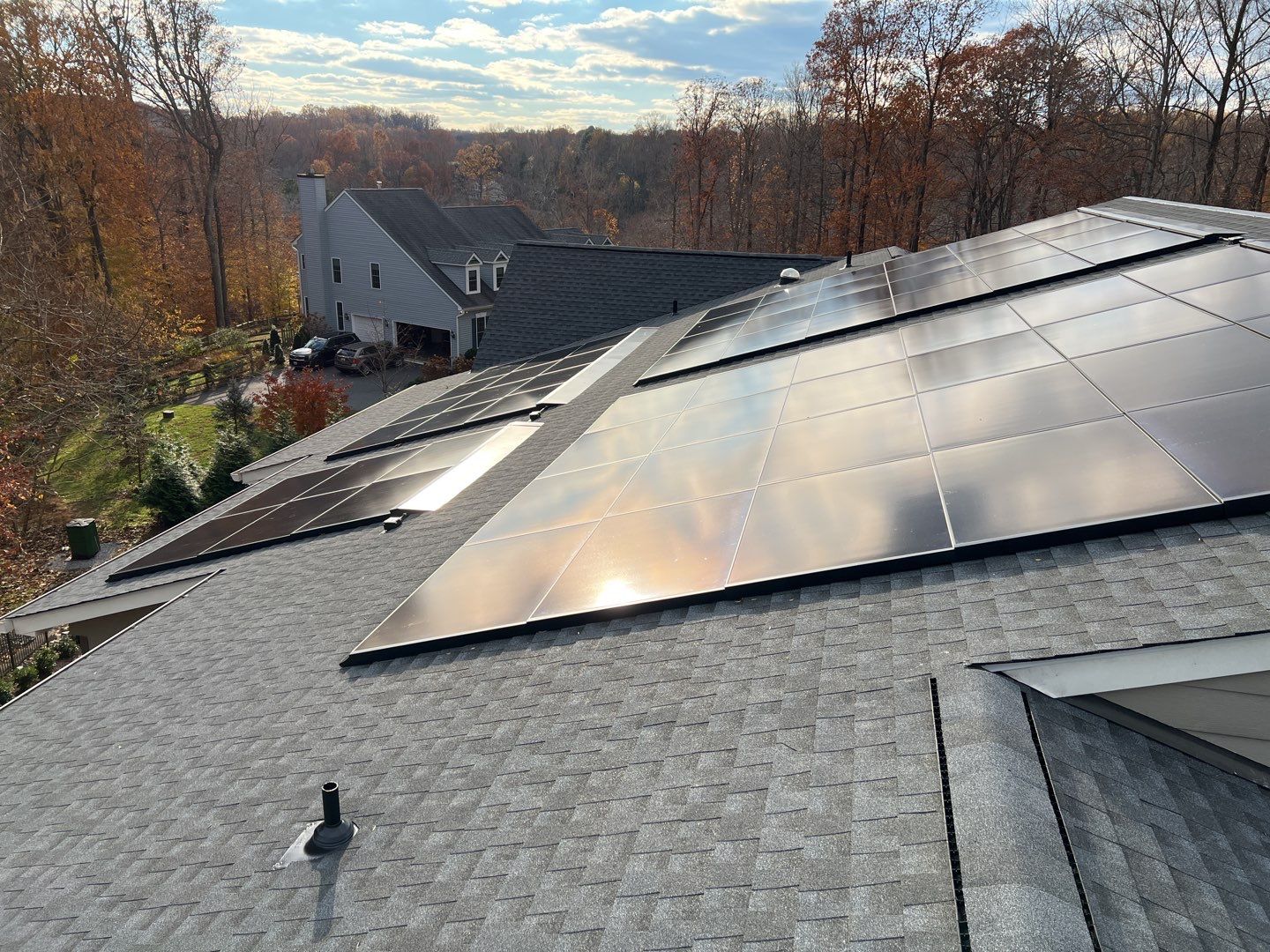 Solar Roof using GAF Decotech integrated panels by American Home Contractors