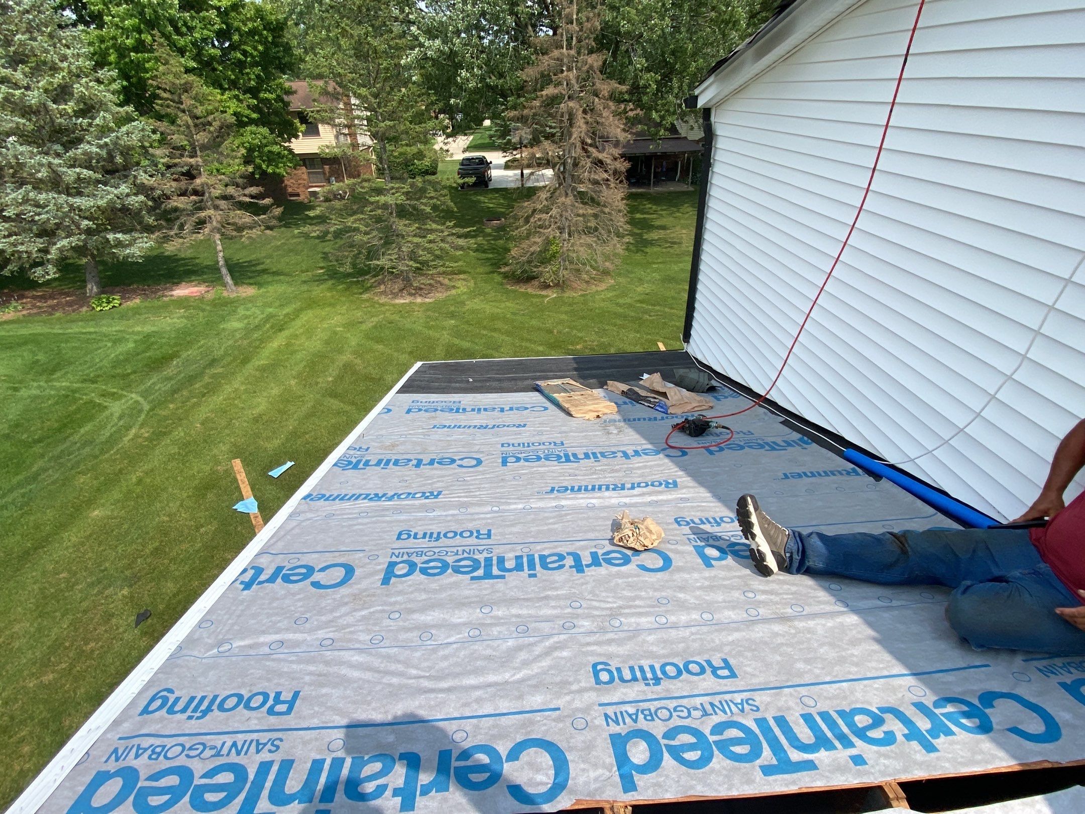 Roof Replacement using CertainTeed Landmark by 180 Contractors