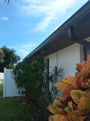 6 Inch Seamless Gutters using Musket Brown Seamless Gutters in Cape Coral FL