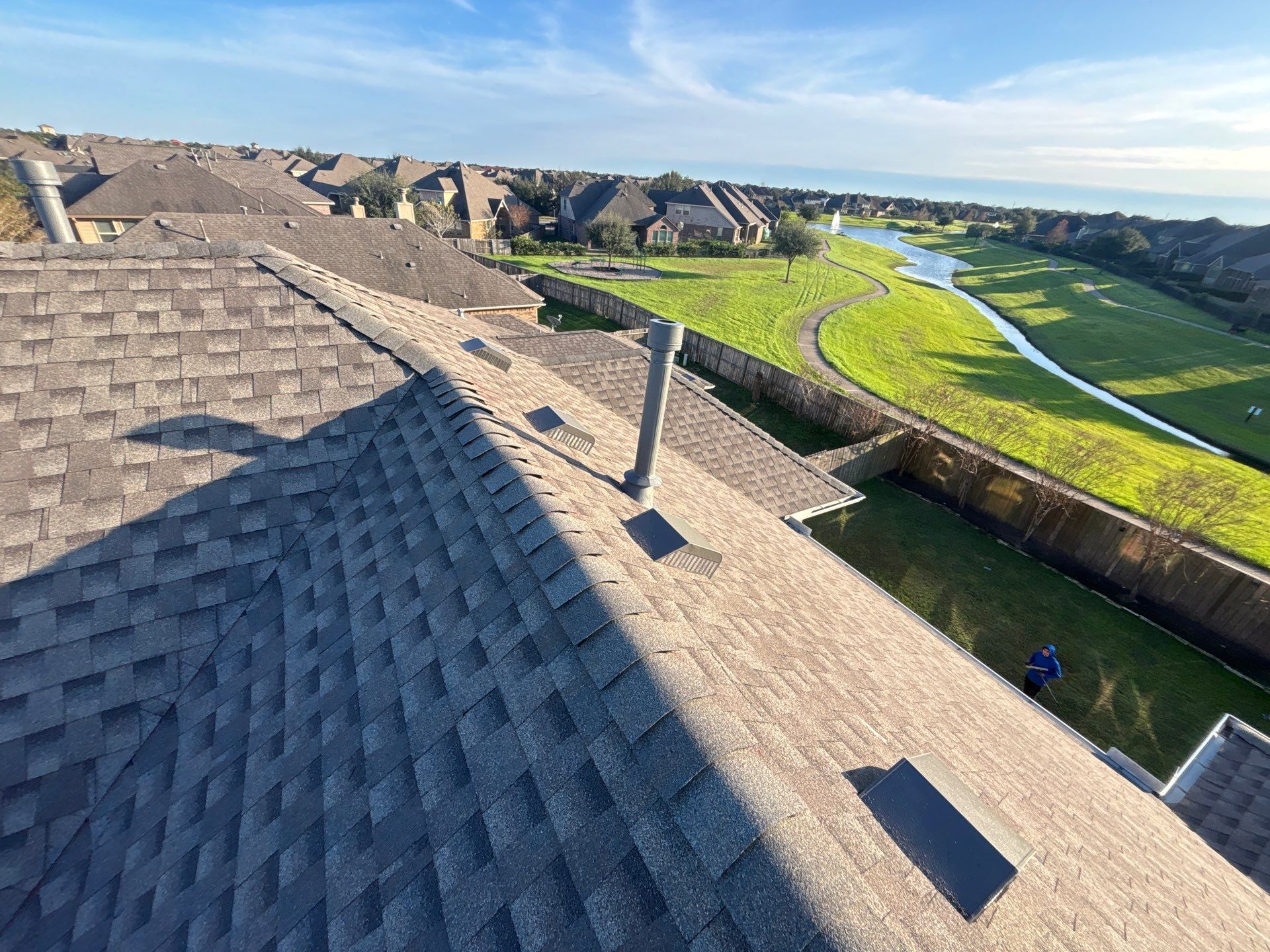GAF HDZ - Weathered Wood by Elite Roofing LLC