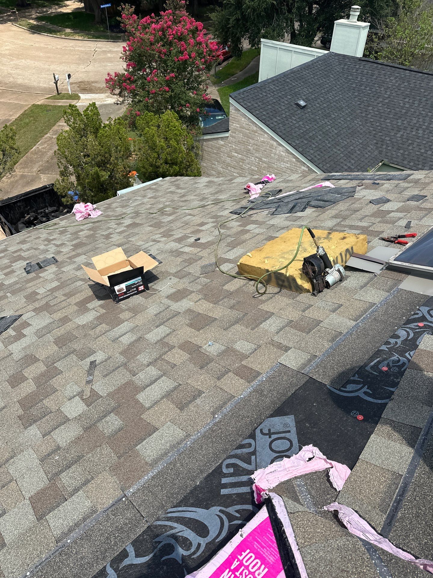 Residential Roofing Installation using Owen's Corning Duration (Lifetime) Shingles by Roof Repair Company