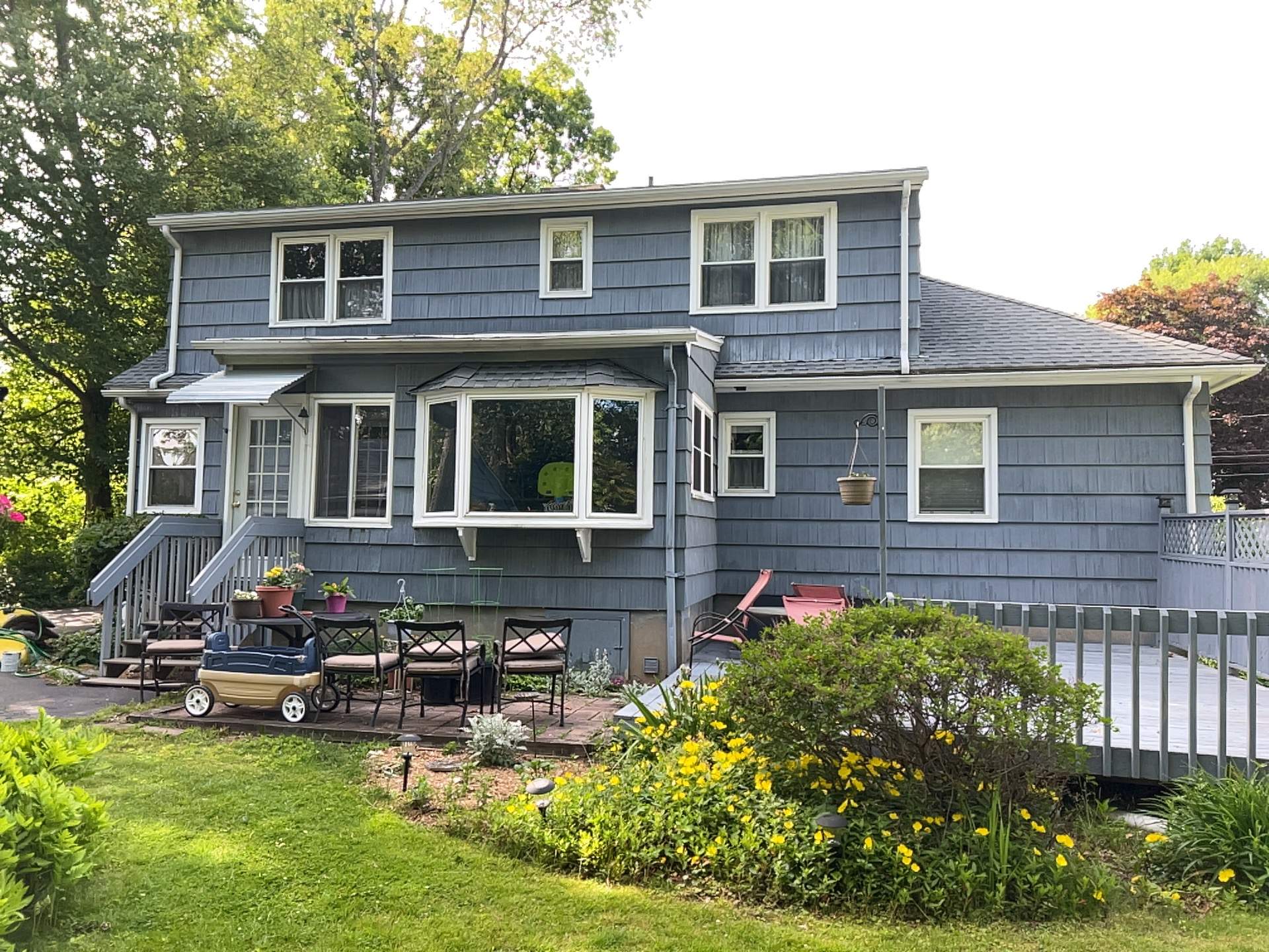 Siding Installation using Certainteed Monogram Flagstone by A Plus Exterior
