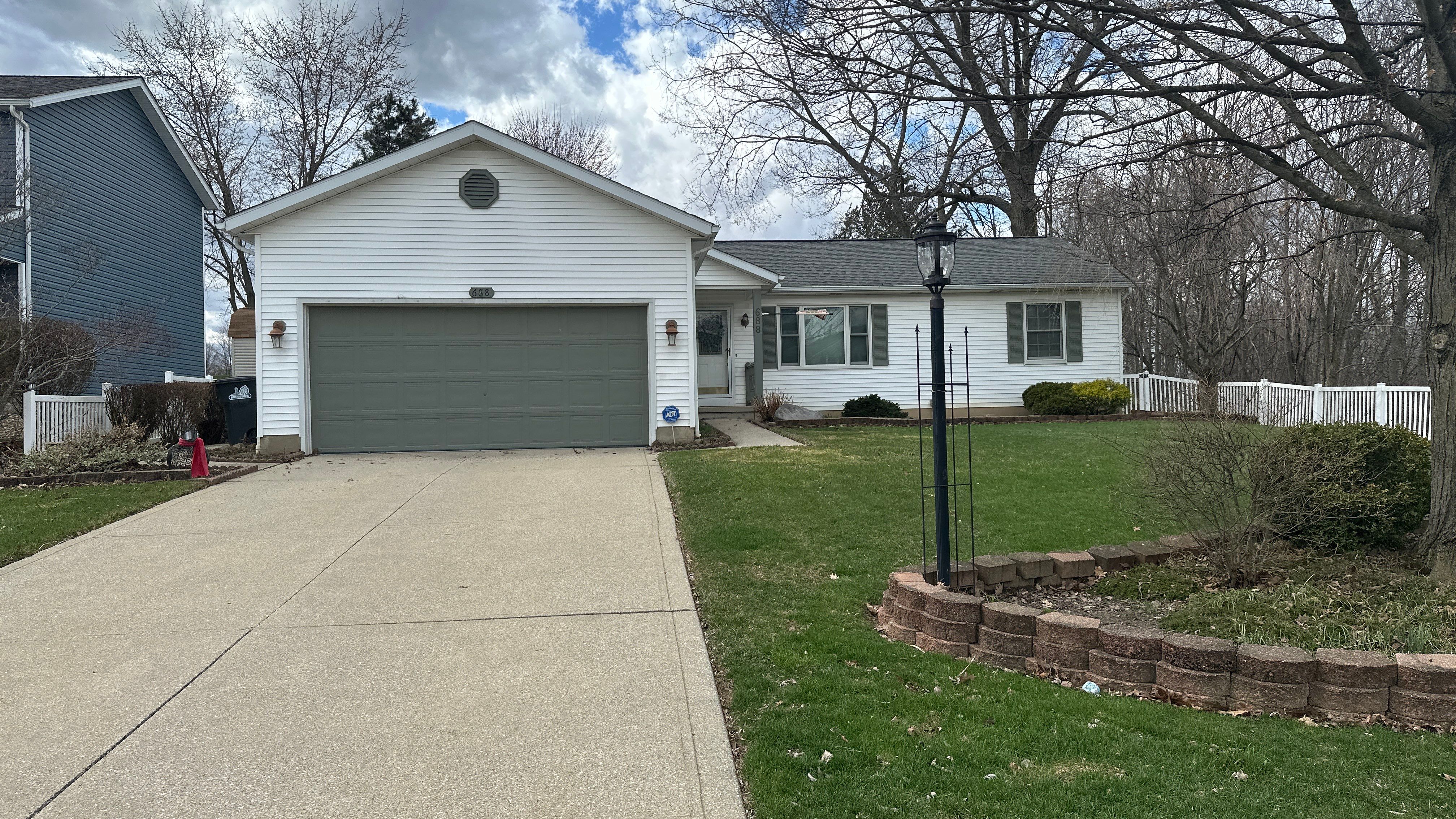 Siding and Gutter replacement by Homestyle in Brunswick, Ohio by Homestyle Home Improvements (HHI)