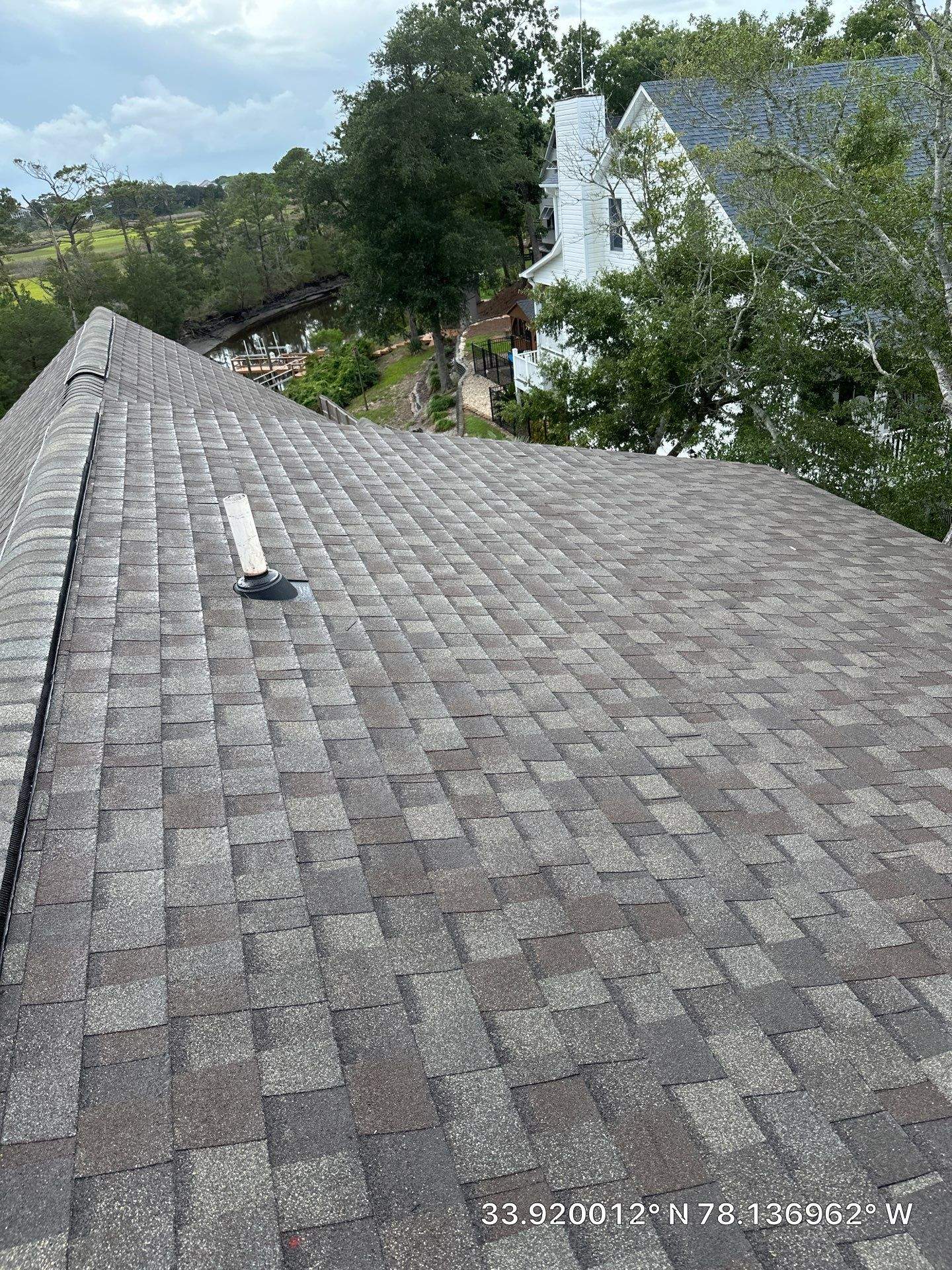 CertainTeed Landmark Weatheredwood Roof Replacement by RGR Construction and Roofing, LLC