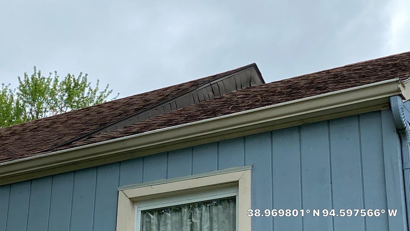 Siding Installation in KCMO by EEC  Windows, Siding & Roofing 
