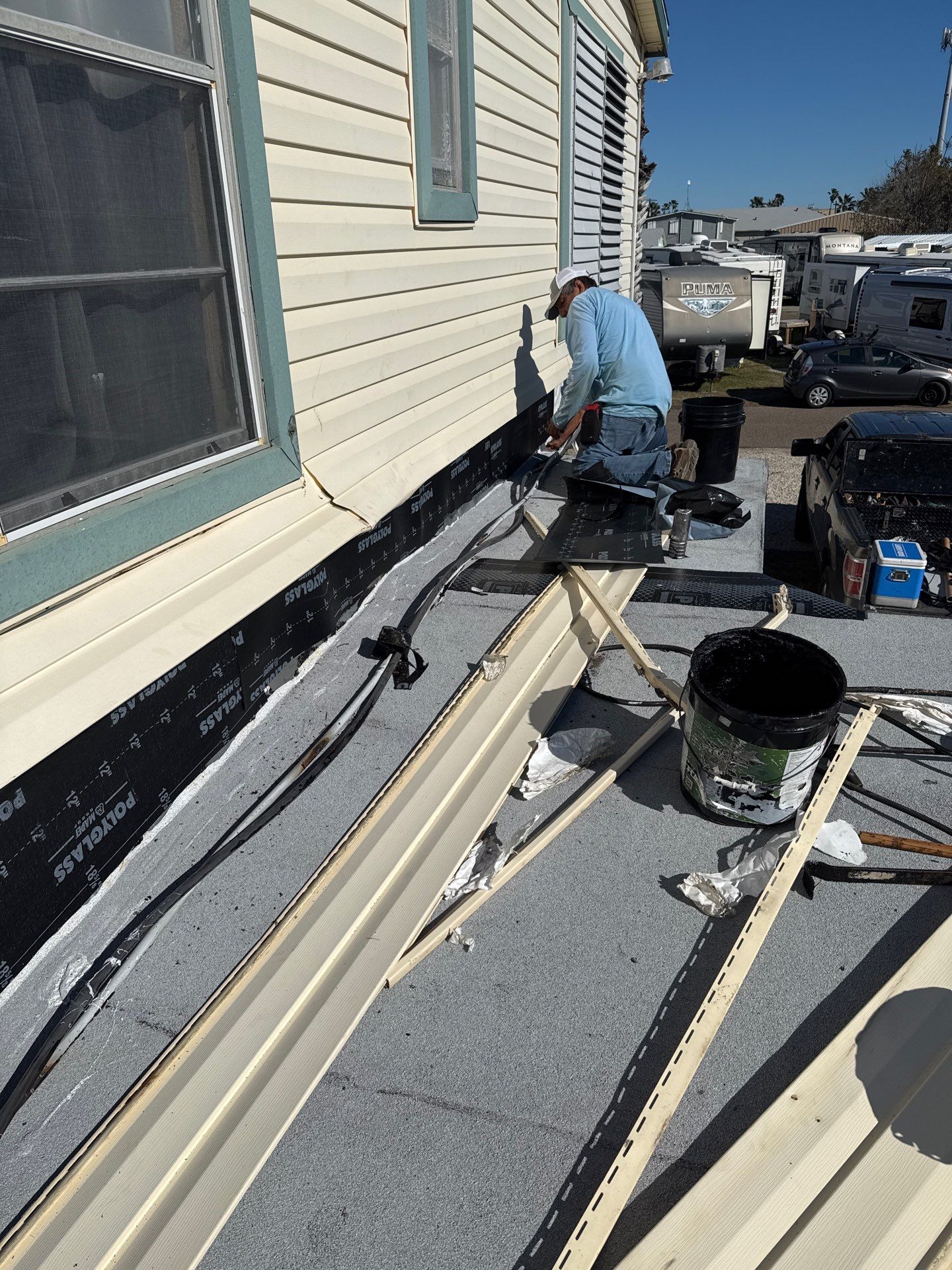 Mustang Island Flat Top by Bayfront Roofing and Construction