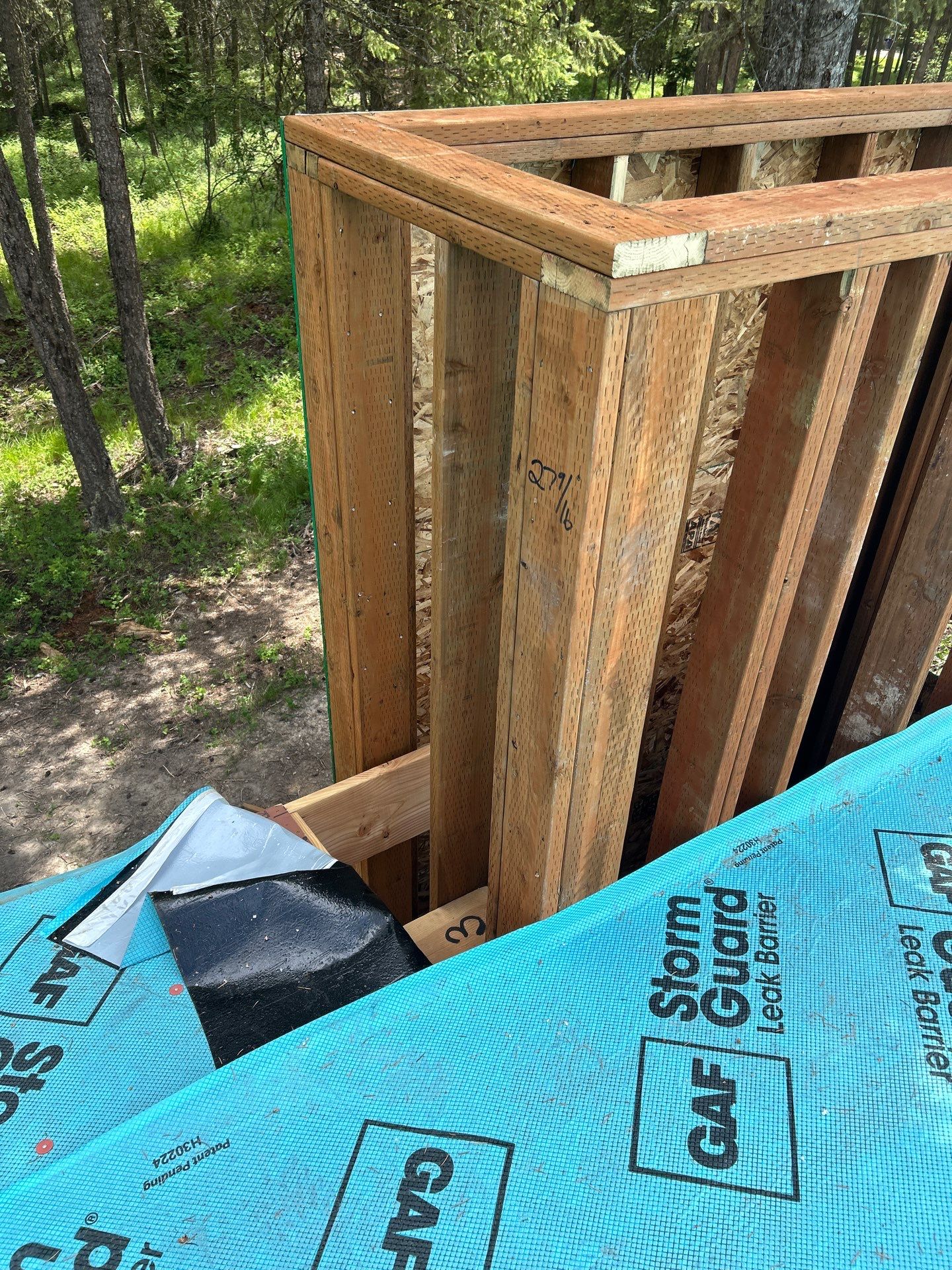 UHDZ Whitefish Hills - Weathered Wood by Montana Roofing Solutions