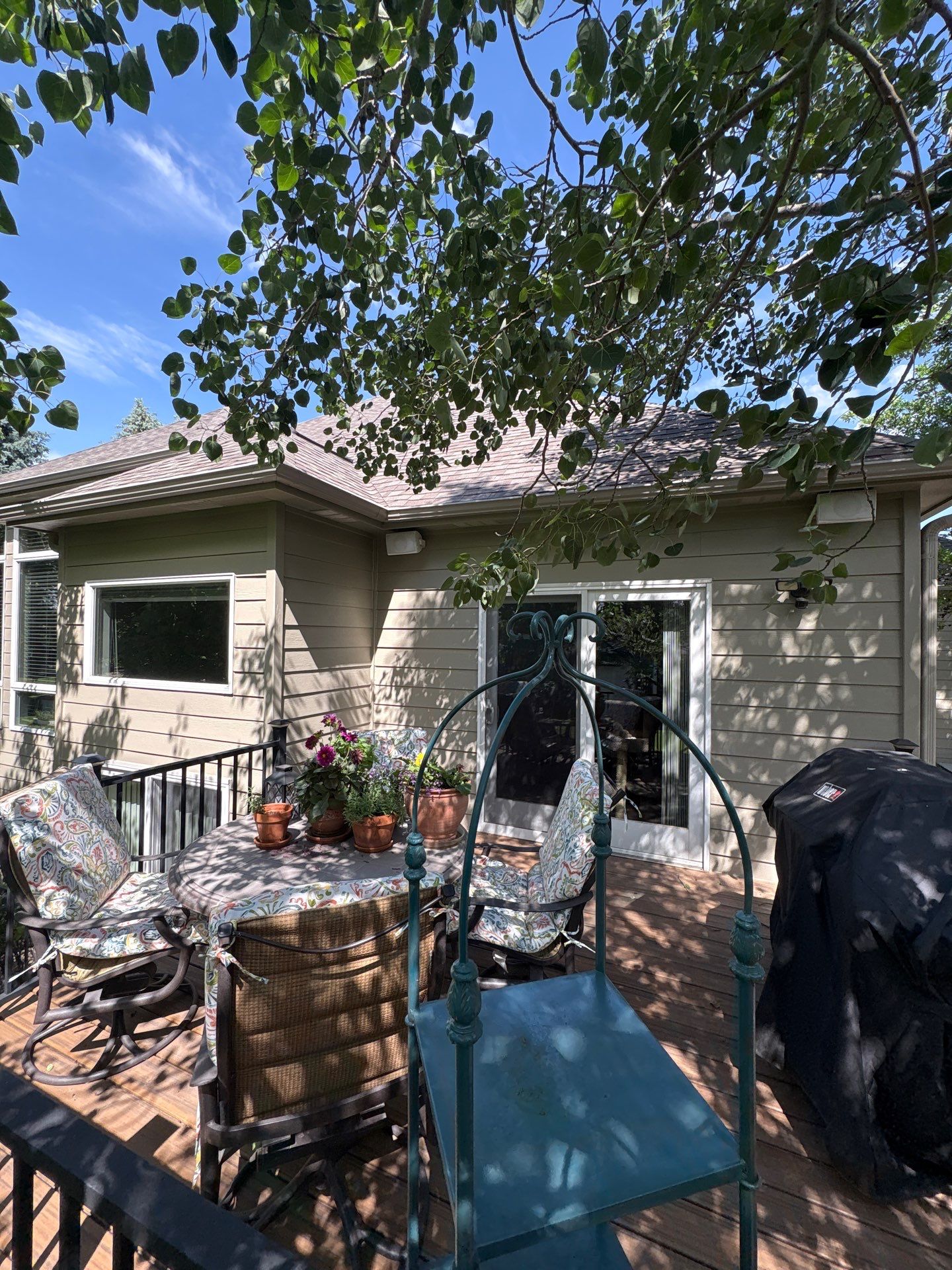 Sioux Falls Concrete Driveway Replacement and Custom Front Walkway by Select Painting, Coatings & Garage Cabinets