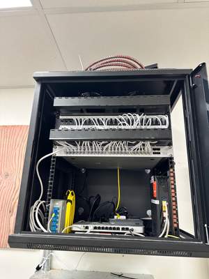 Structured cabling installation by CimaSolutions
