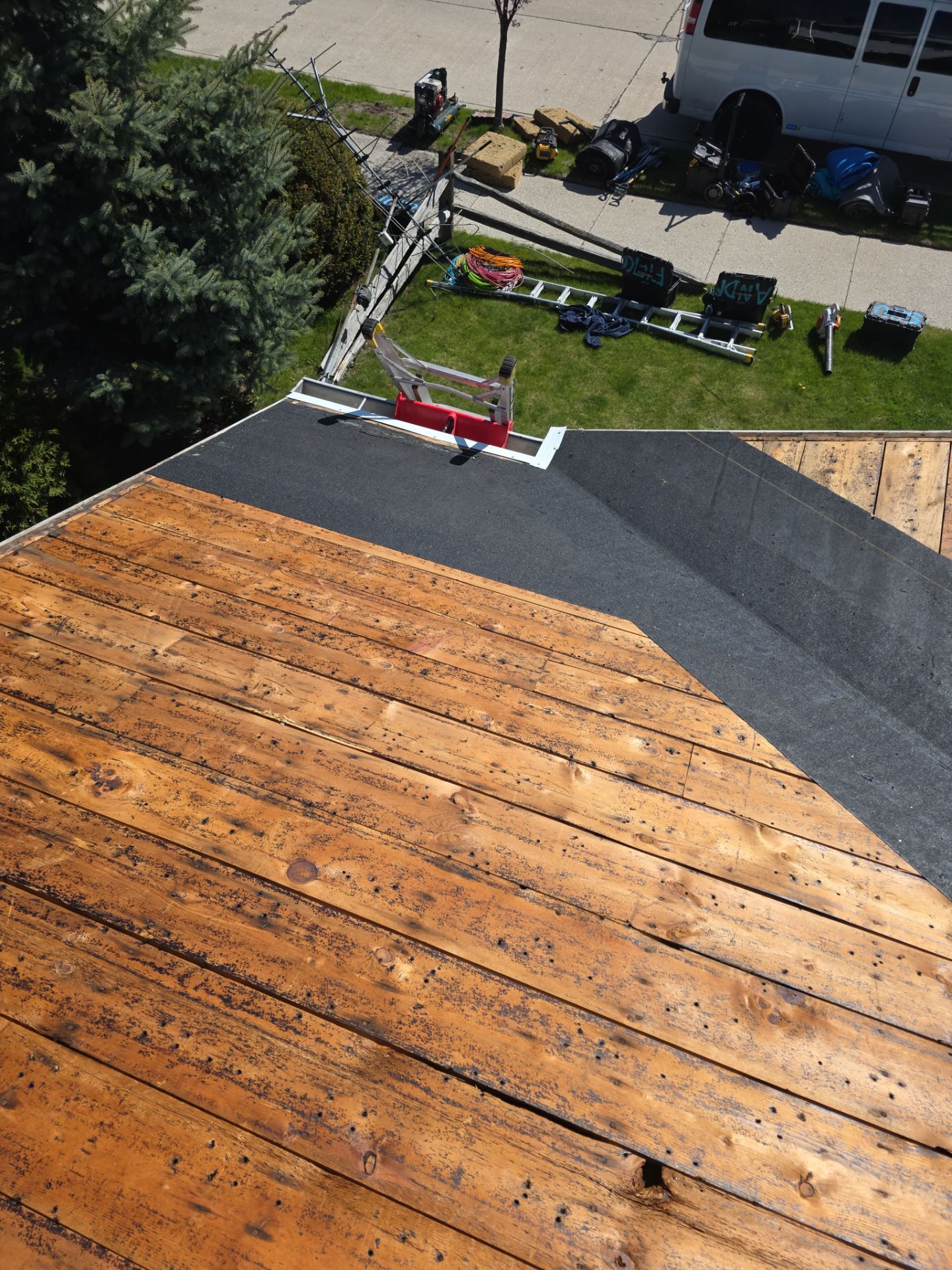 UHDZ BEAUTIFUL ROOF  by Gellings Roofing & Siding