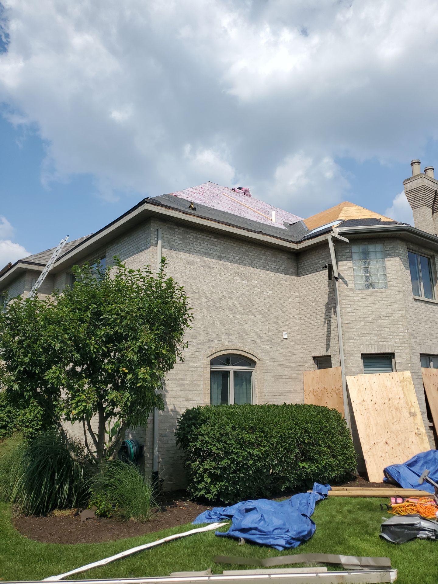 OC Duration Driftwood Shingles / New Gutters by A-Abel Roofing, Inc.