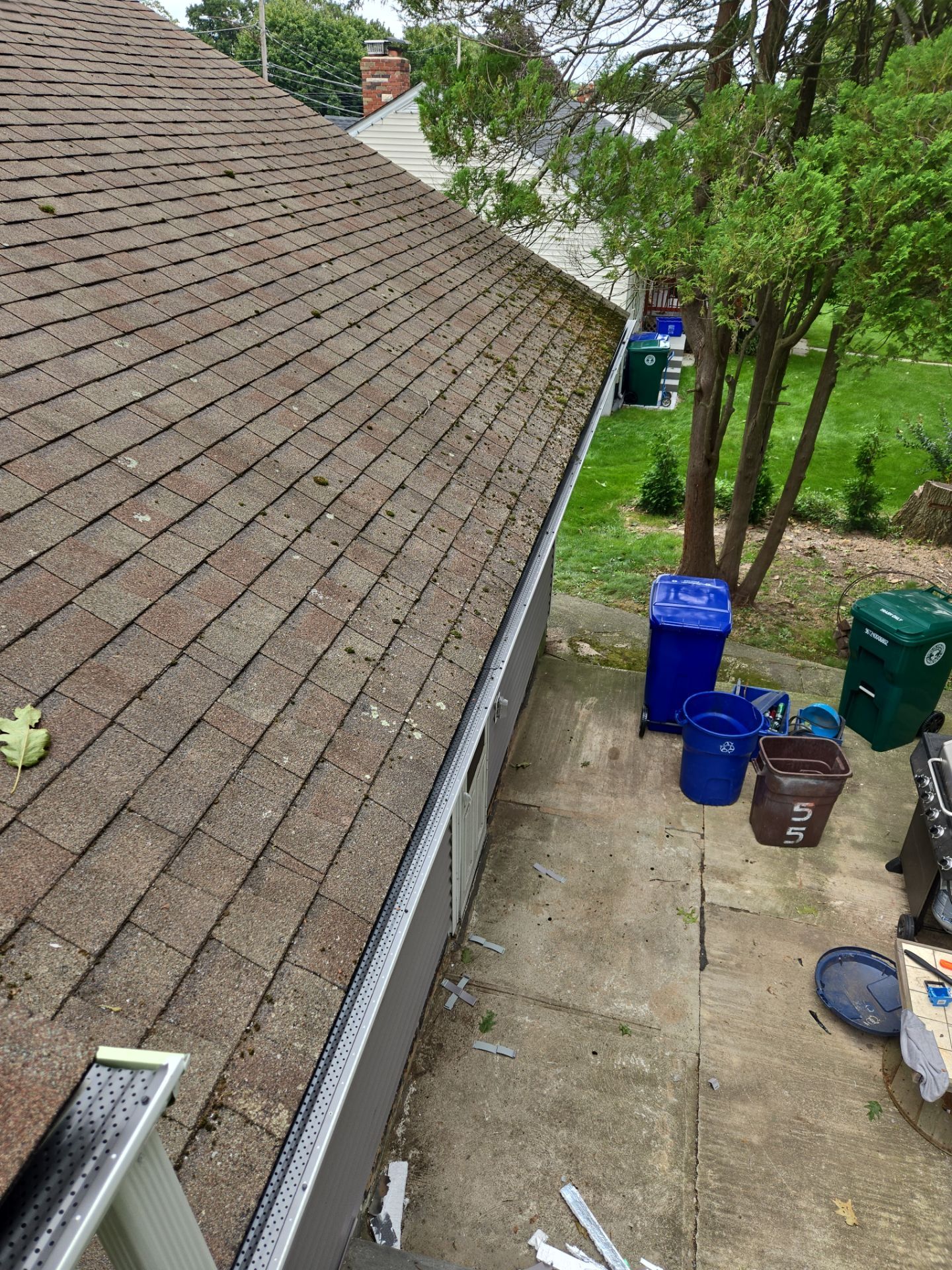 Siding Installation using CertainTeed Monogram Vinyl Siding - D4 - Granite Gray by A Plus Exterior
