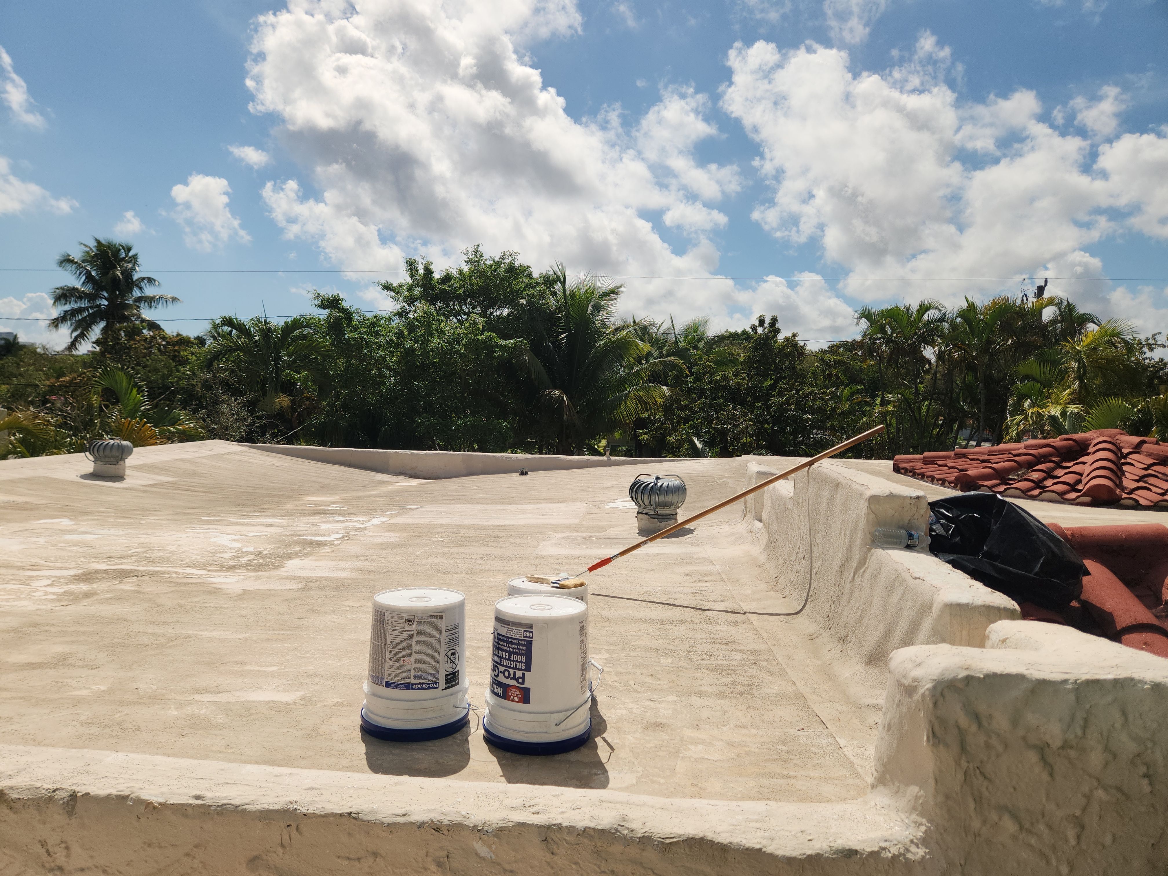 Expert Silicone Roof Coating in Hollywood – Aastro Roofing Delivers Long-Lasting Protection by Aastro Roofing