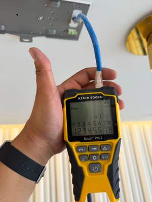 Structured cabling installation by CimaSolutions