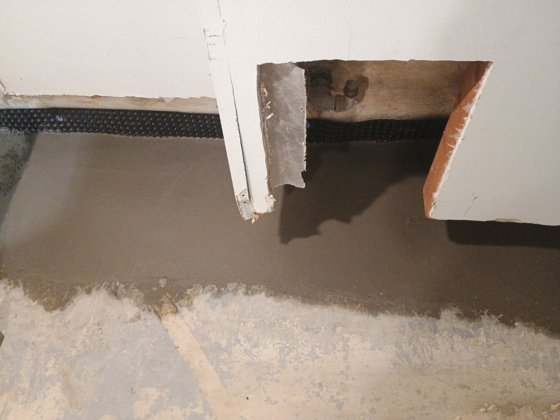 Interior Drain Tile Installation in South Minneapolis by Waterproofing Northeast
