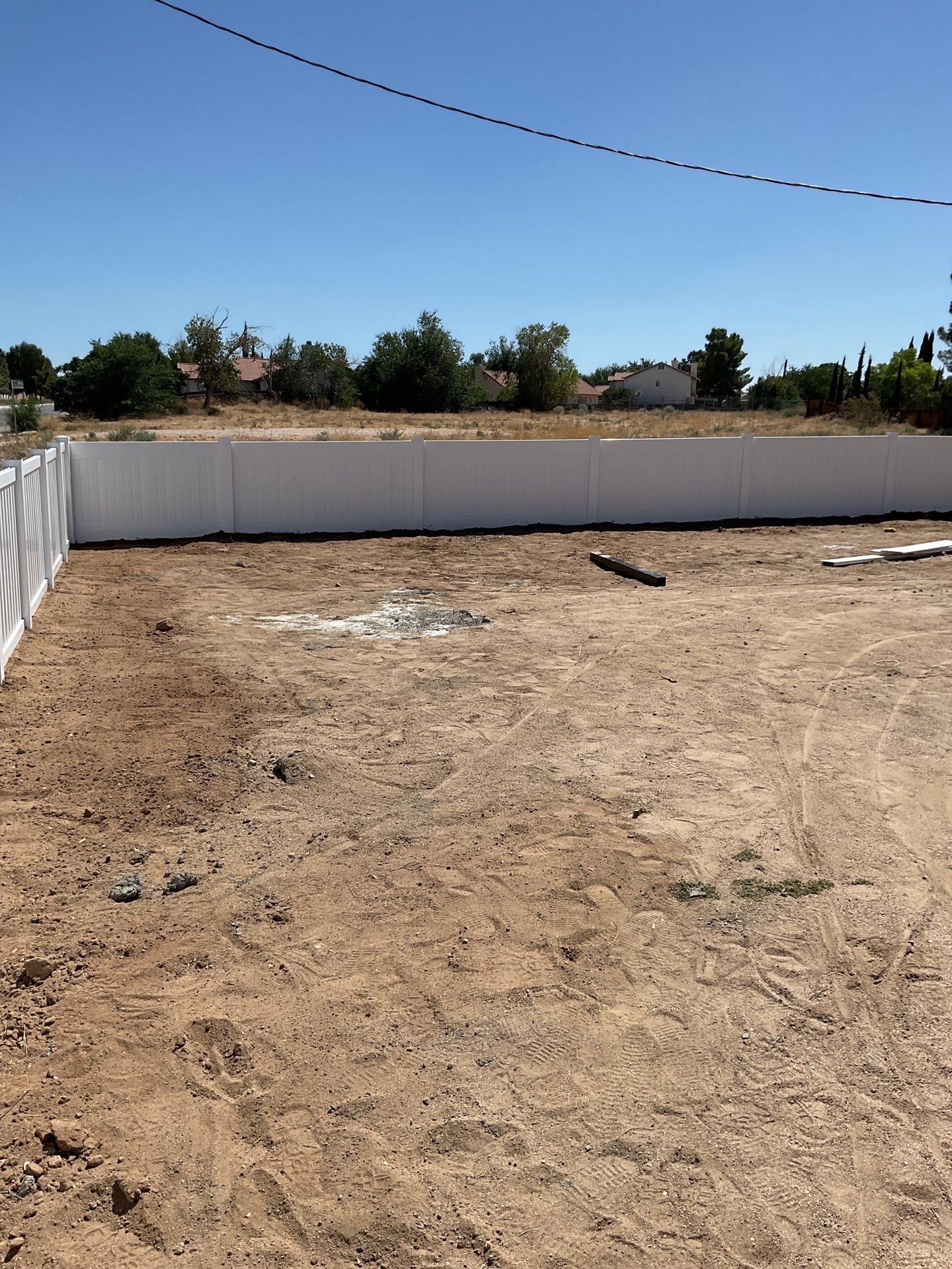 Fence Installation using vinyl pickett by Fence Guys Inc.