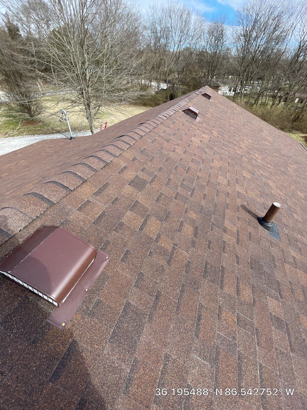 Residential Roofing Installation using Owens Corning Oakridge Roofing System by Undersun Roofing 