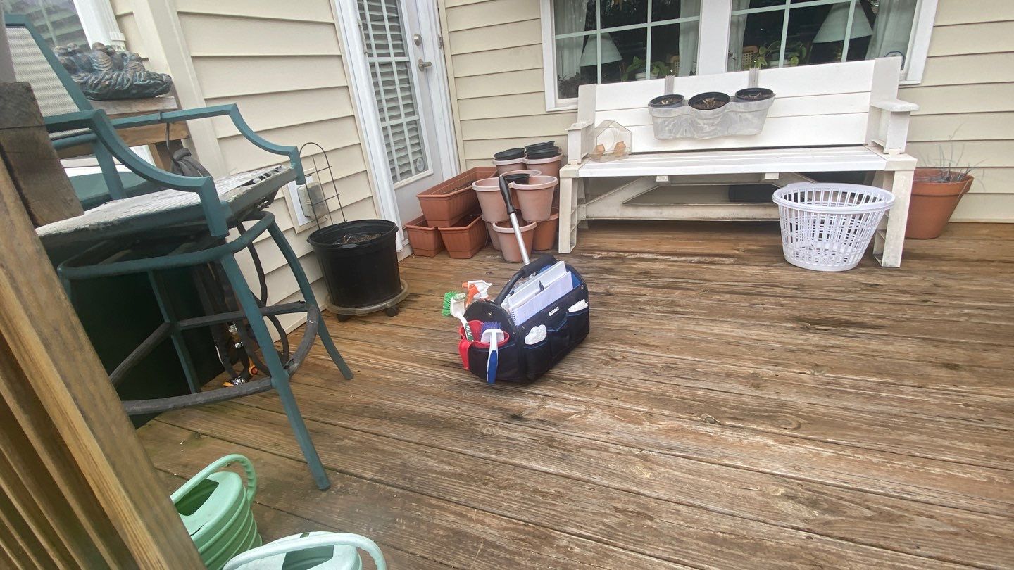 Weathered Deck using Wood Sealant by DuraSeal