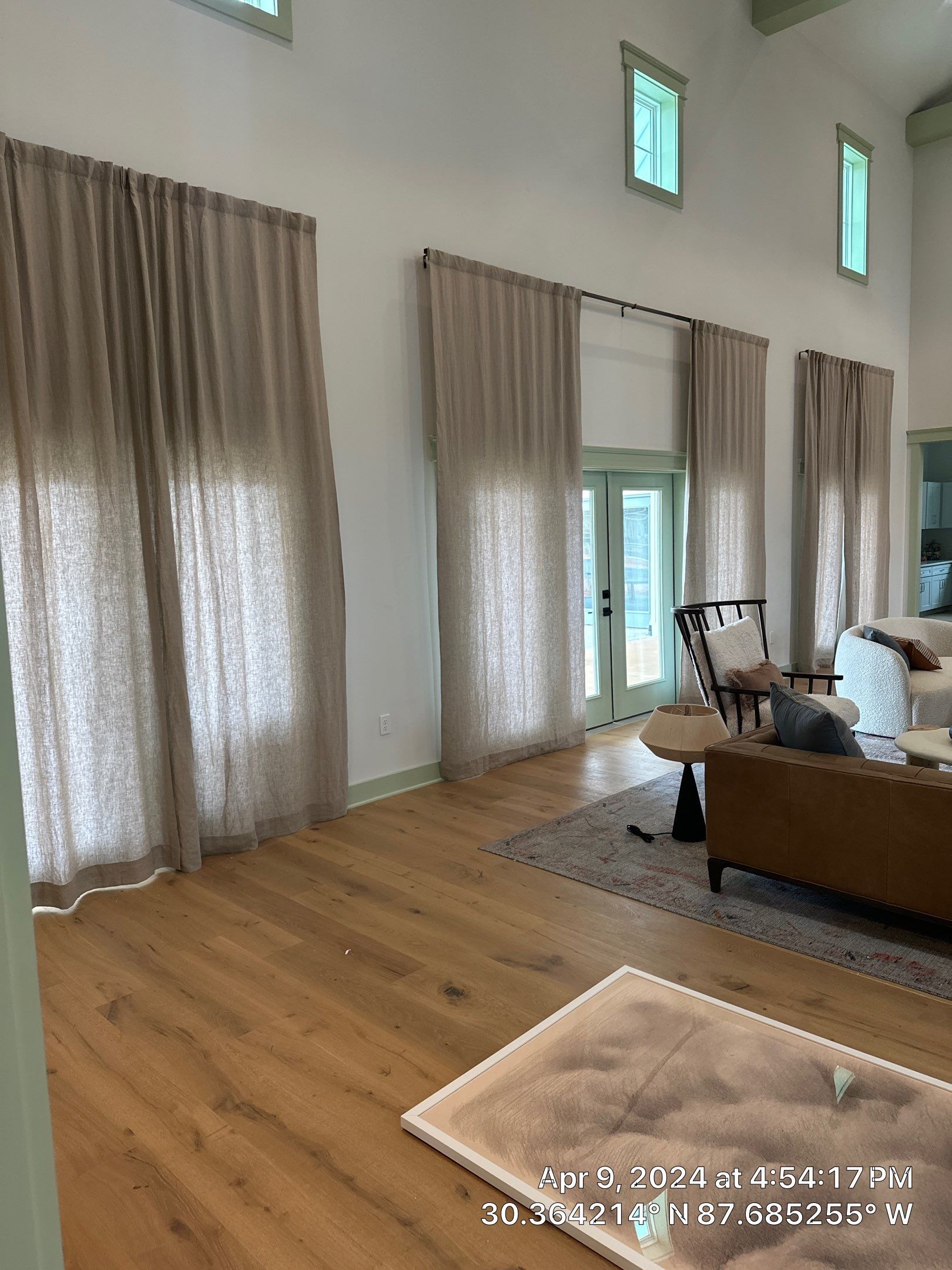 Curtain Rod, Blind, Shade & Window Treatment Installation Projects by Hangman Mounting & Installation
