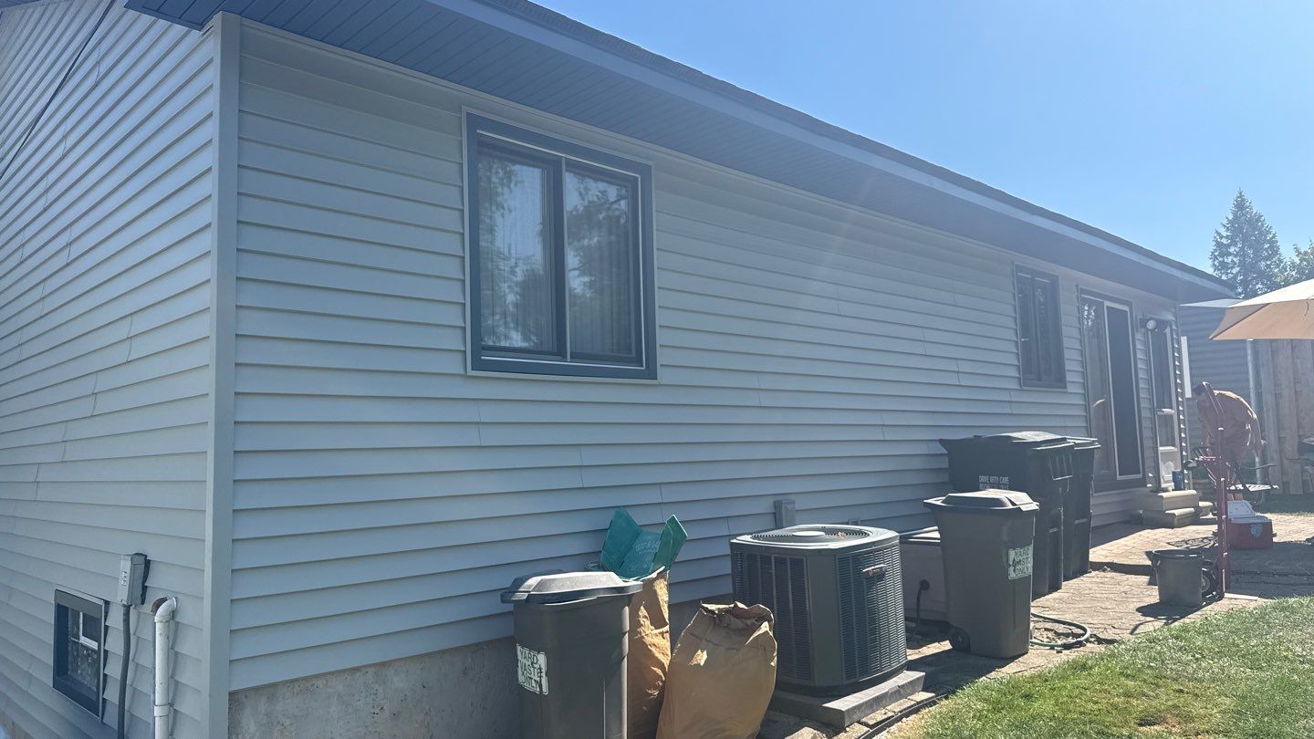 Siding Replacement using Alside Charter Oak D4.5" Cape Cod Grey by 180 Contractors