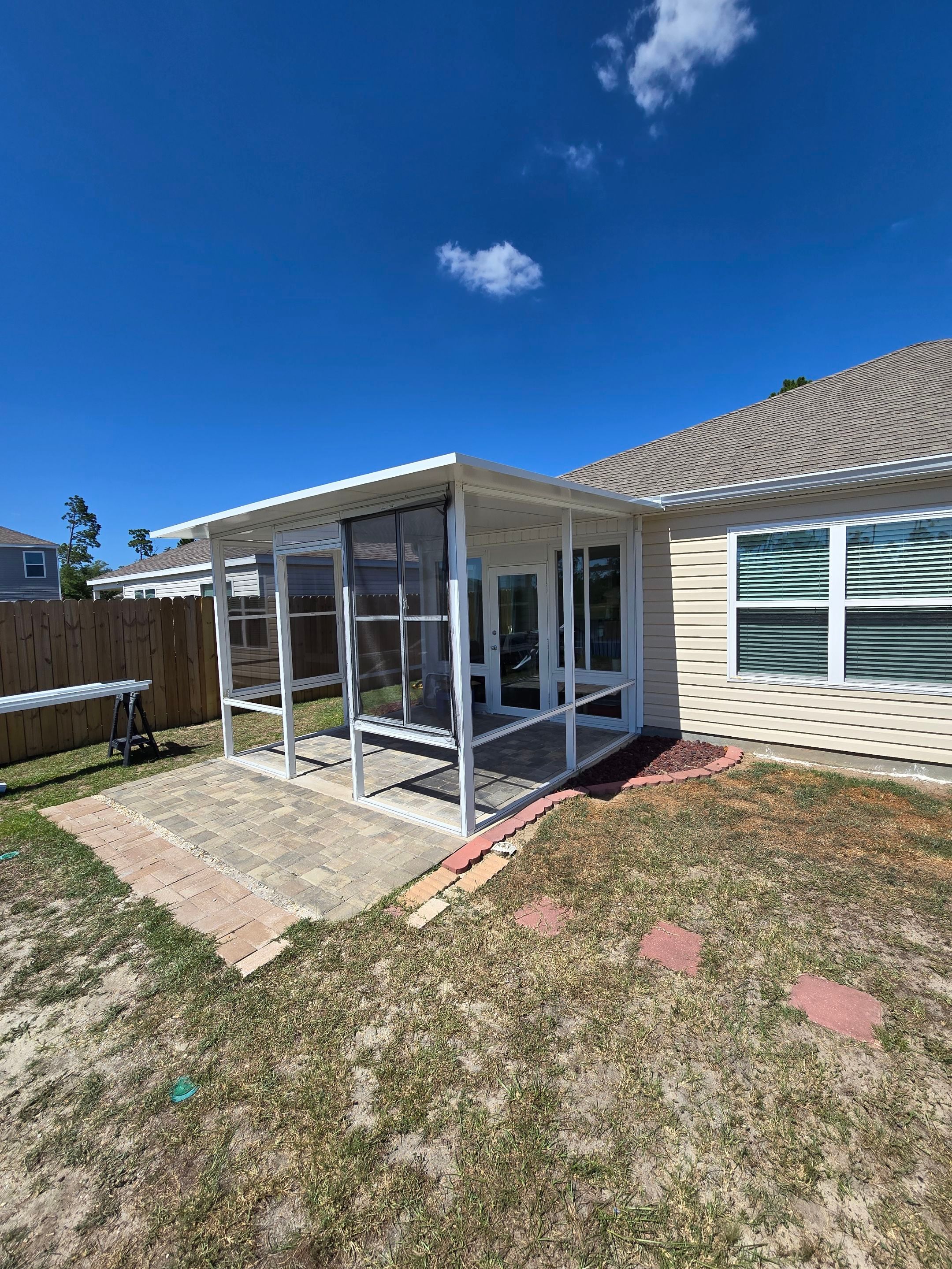 Screen Room using Colorbeam by Titan Sunrooms
