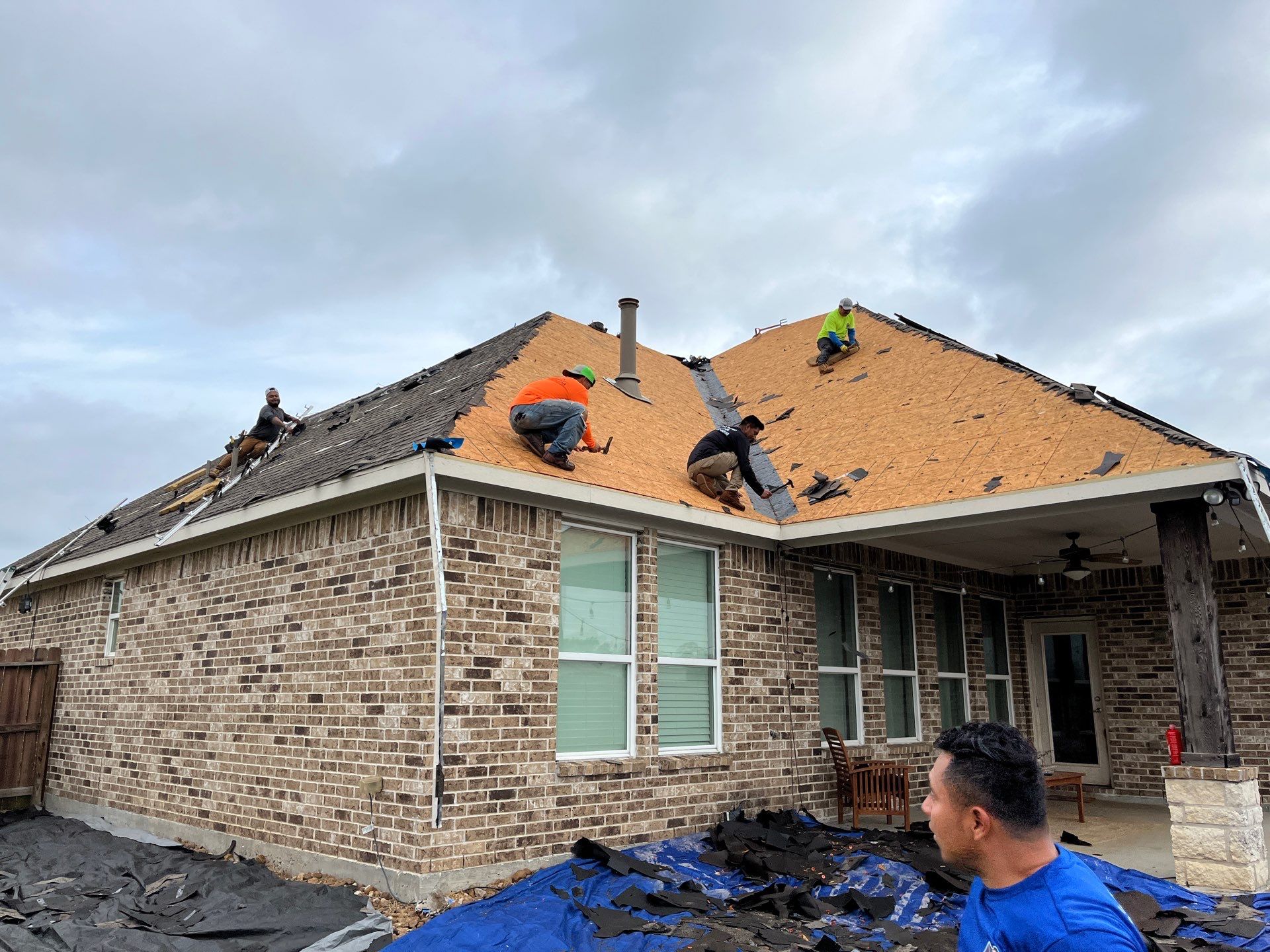 Hail Damage using Owen's Corning Duration (Lifetime) Shingles by Roof Repair Company