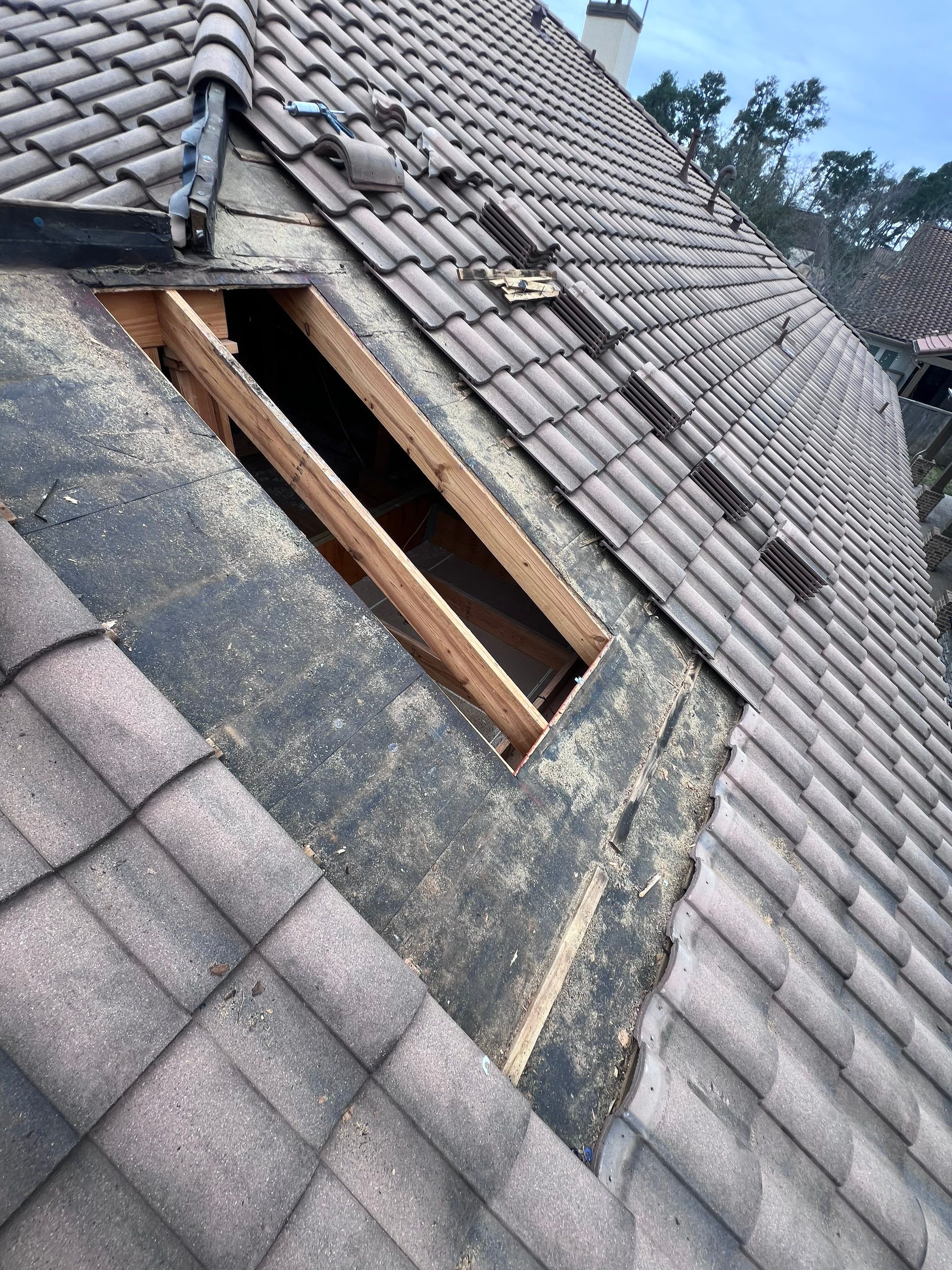 Tile Roof Repair by Roof Repair Company