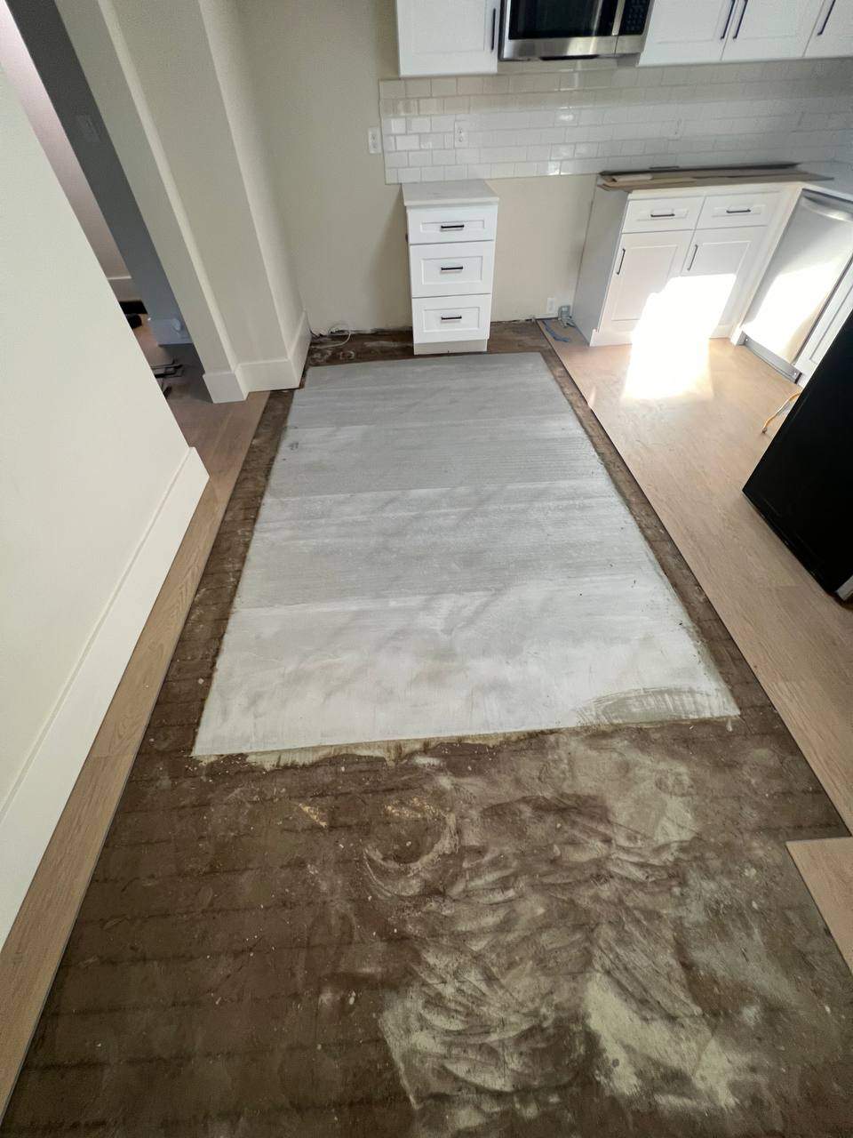 Floor leveling by Handyman State LLC