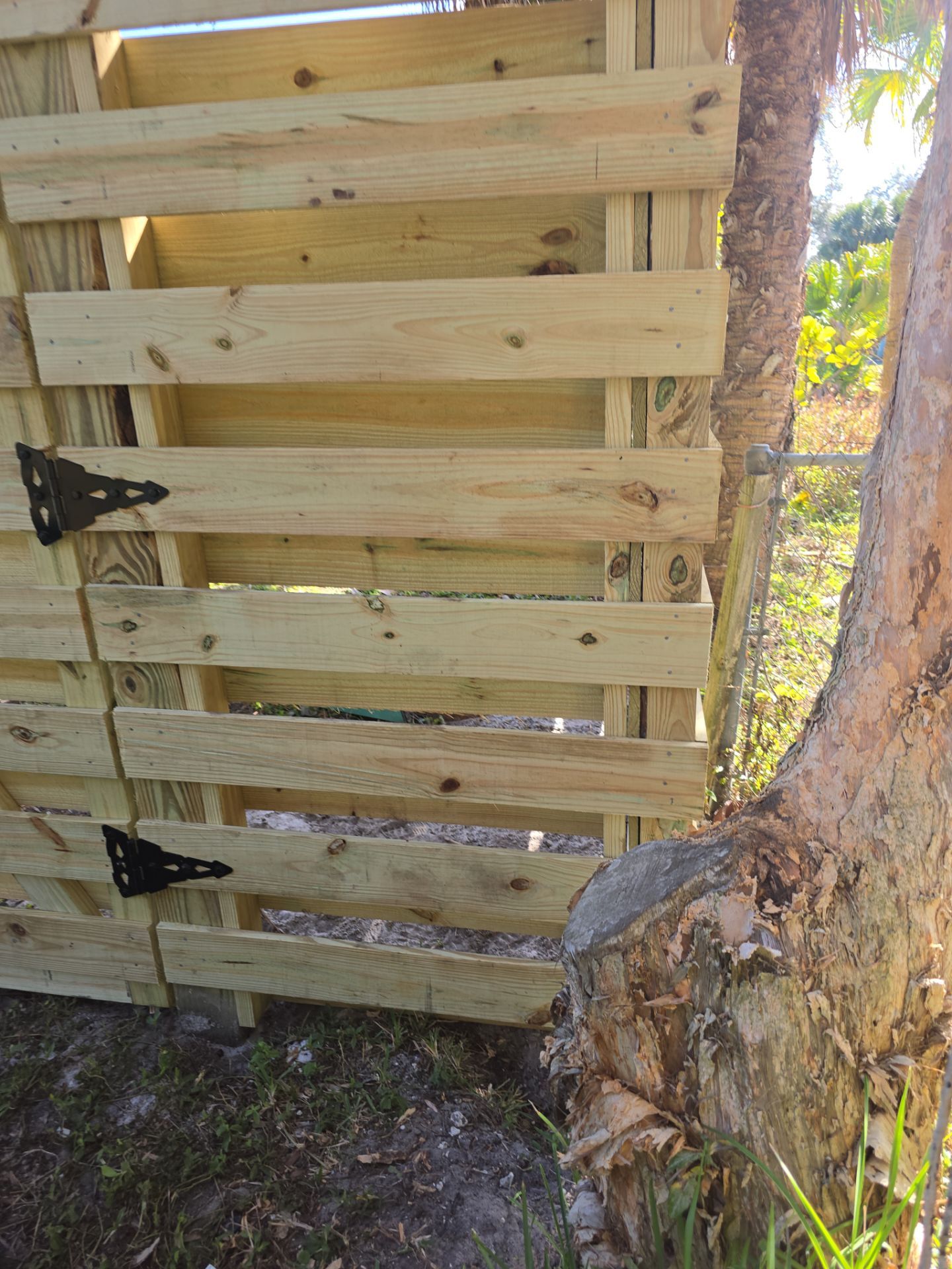 8'H Stained Shadowbox Wood in Nokomis by True Fence LLC