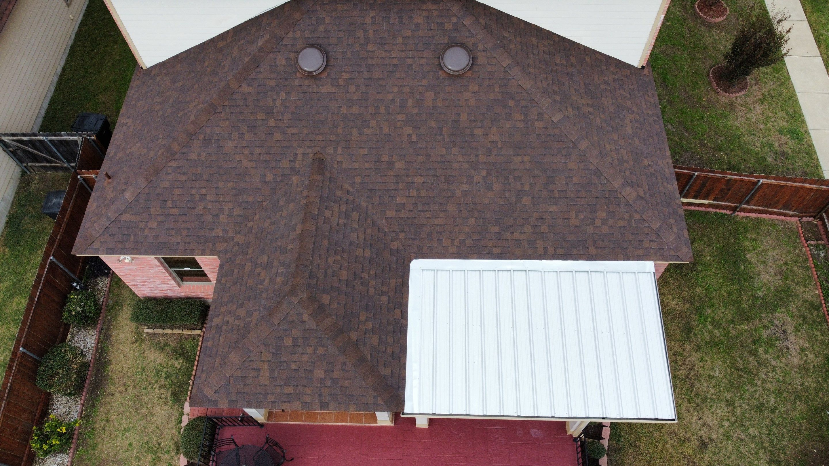 Residential Roofing Installation using Owens Corning Oakridge by Kstylez Roofing & Construction