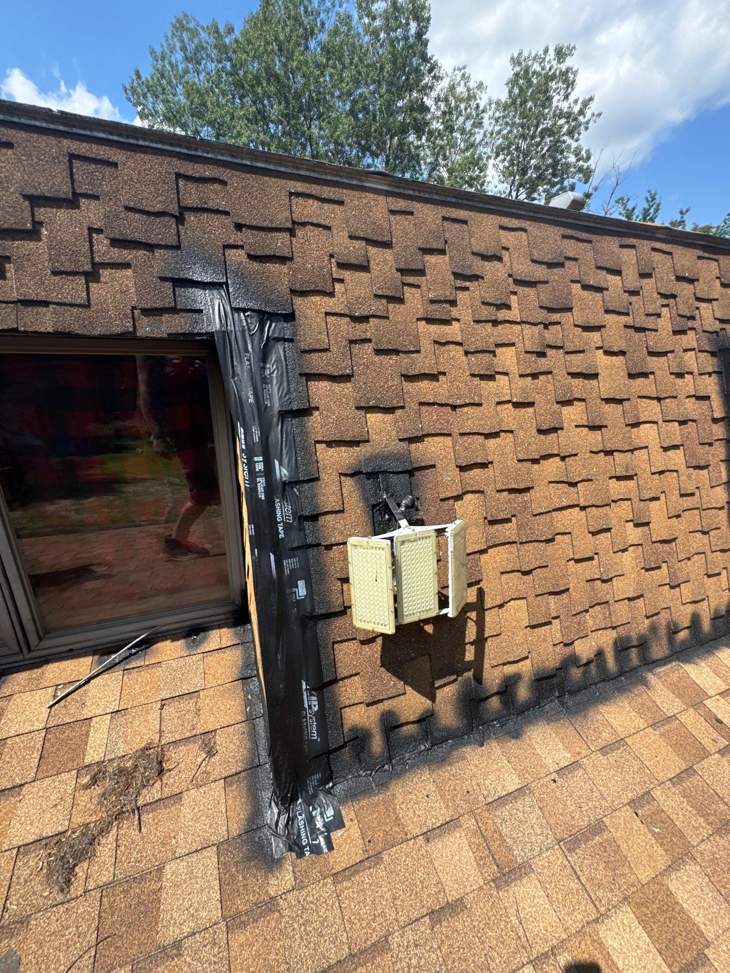 Emergency Roof Patch and Leak Mitigation in Townsend by Boston Board Up