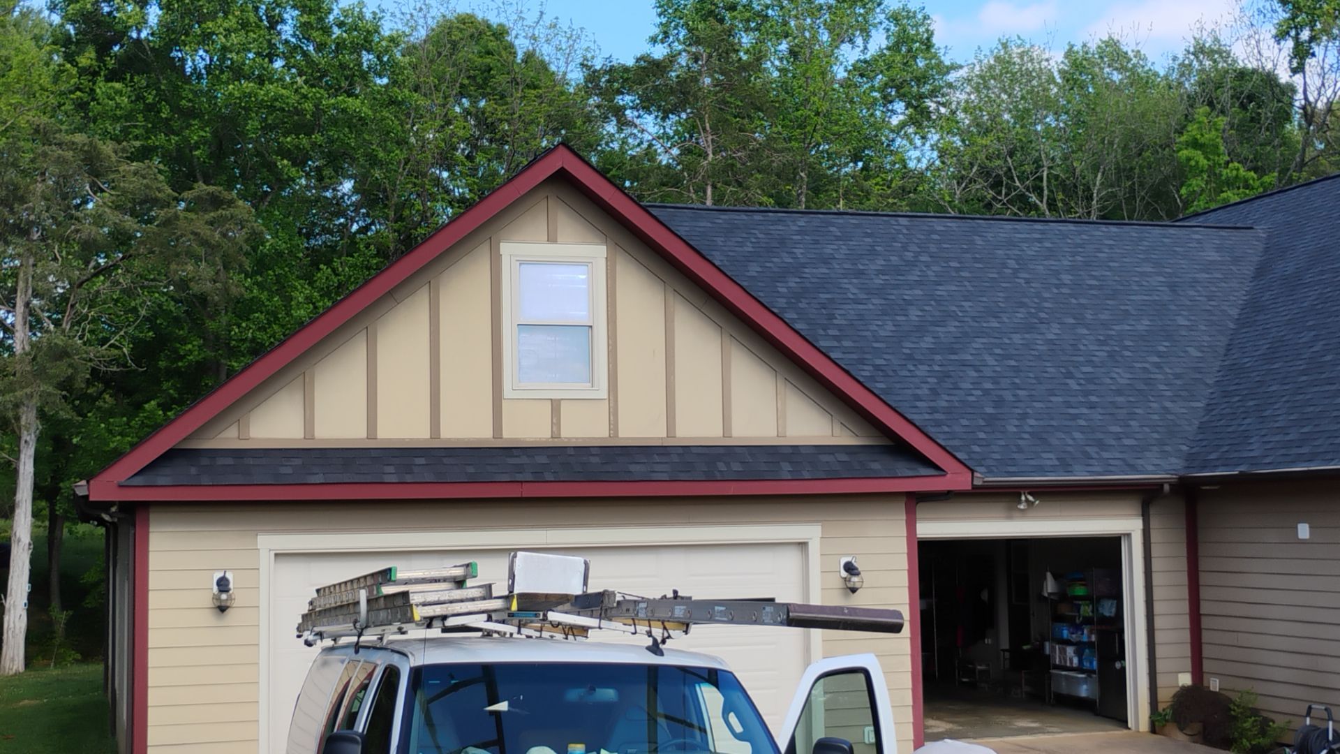 Tony's roof by BROCK BUILDERS 