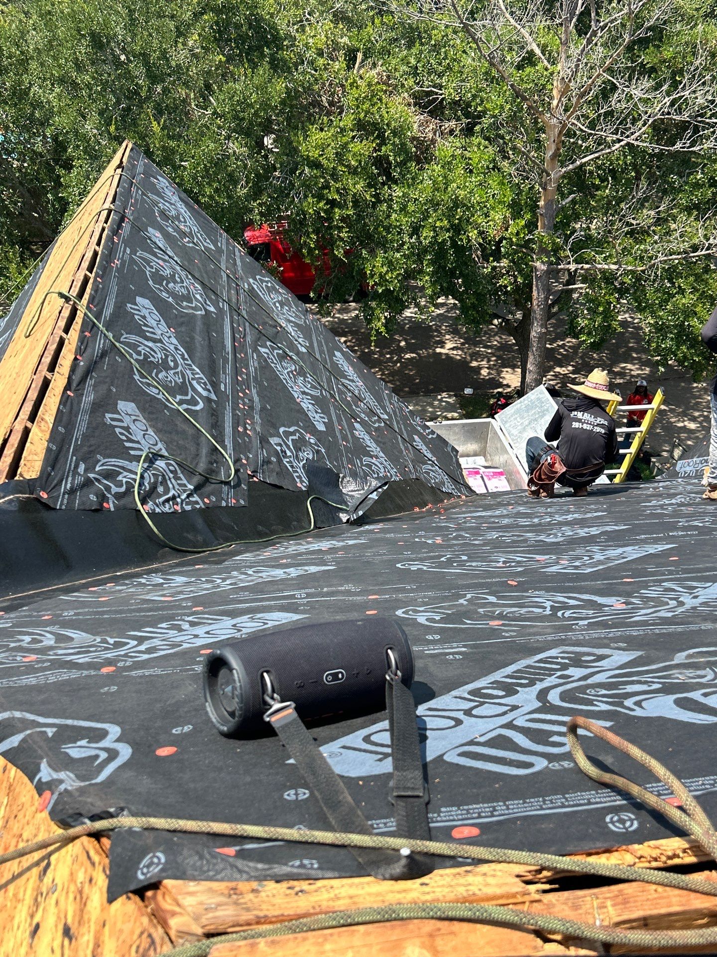Residential Roofing Installation using Owen's Corning Duration (Lifetime) Shingles by Roof Repair Company