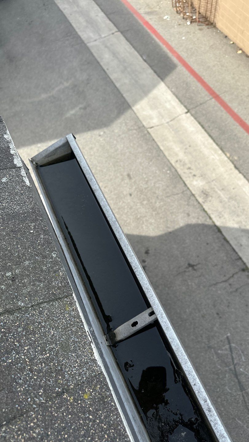 Lake Forest Gutter Cleaning by Property Cleaning Experts