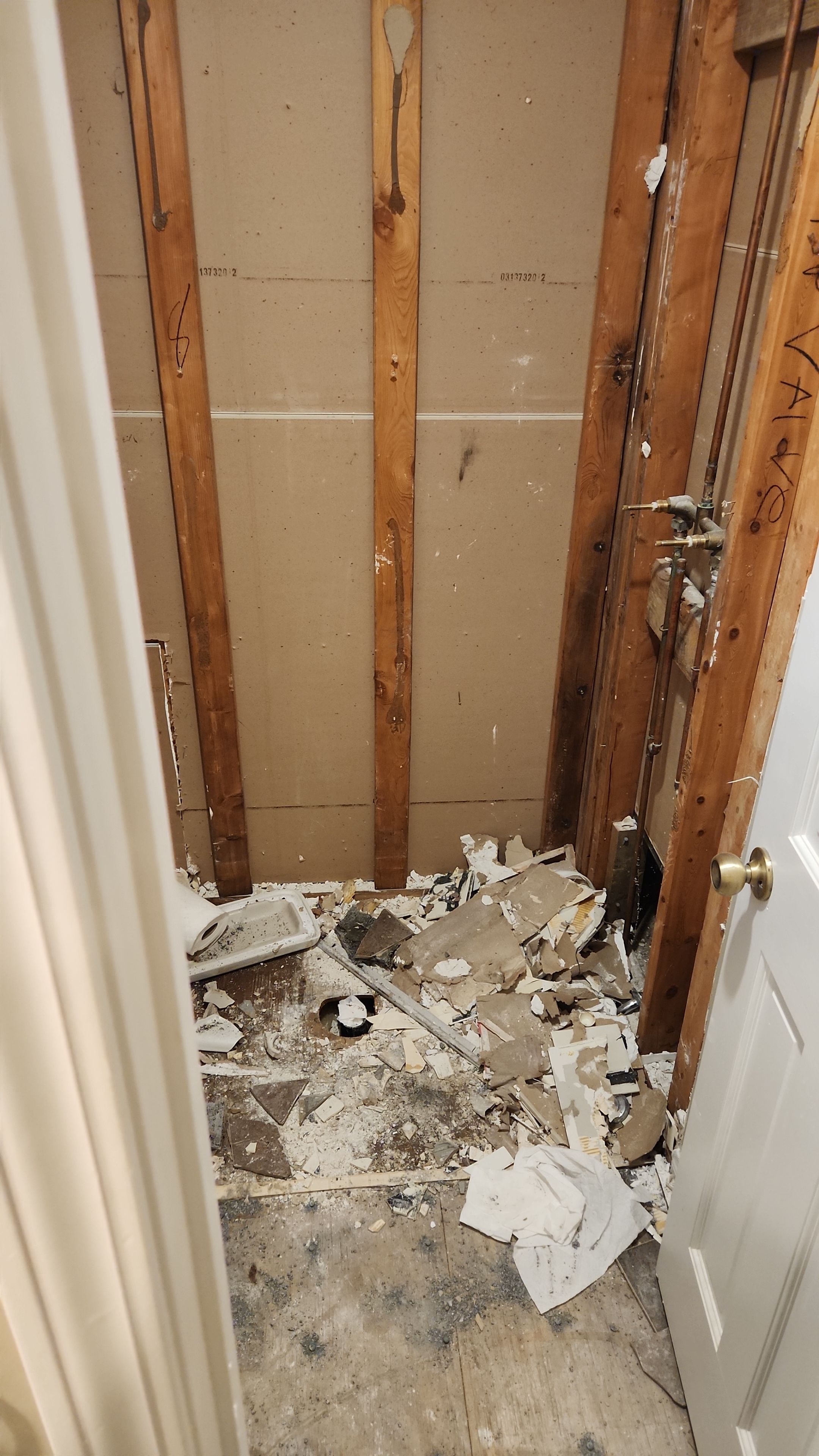 Acrylic shower, lifetime warranty by The Shower Company