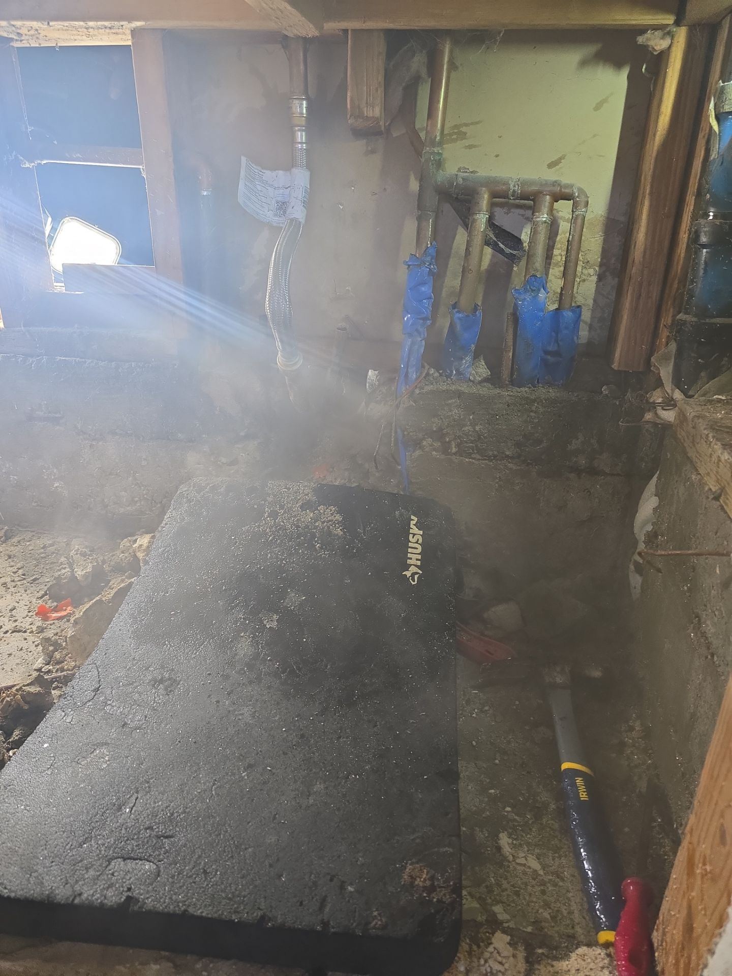 Installing Pipes by Us Plumbing