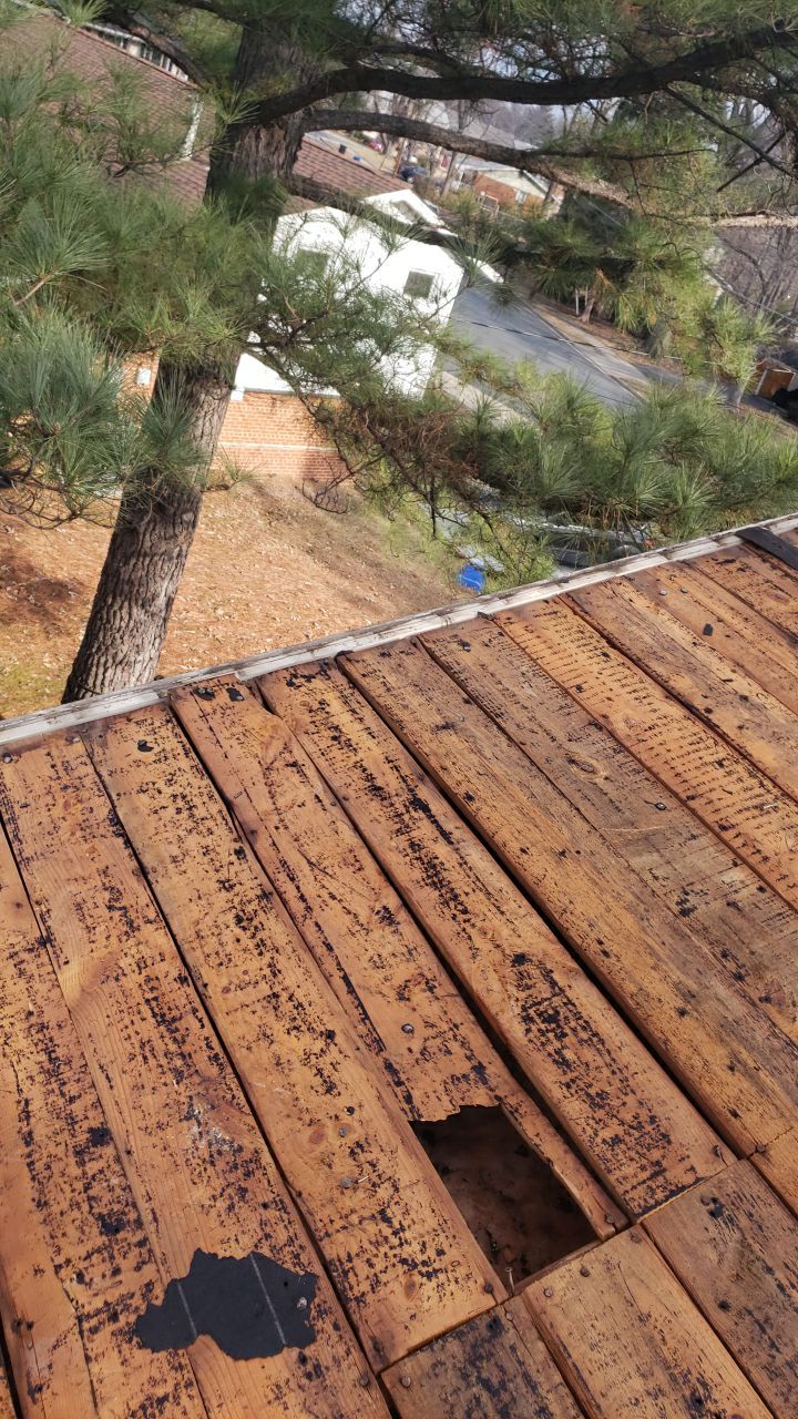 Fairfax: CertainTeed Landmark Pro Designer Shingles in Max Def Charcoal Black by RM Banning, Inc.