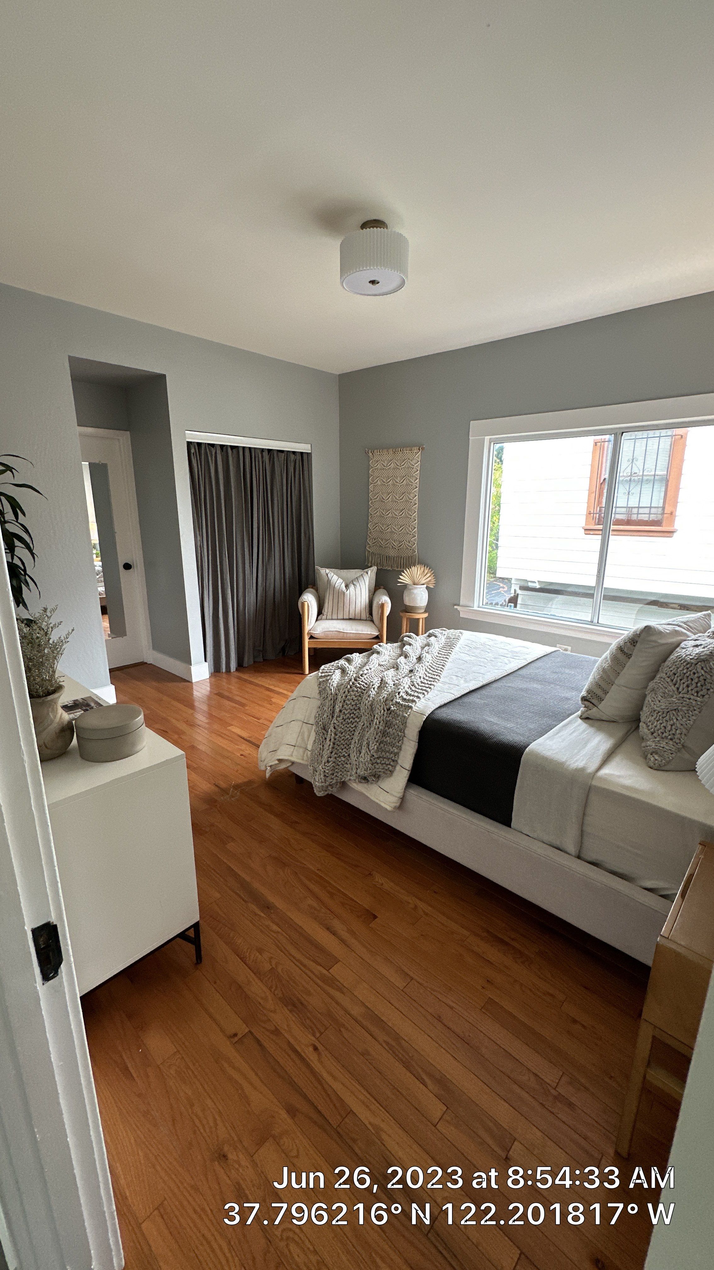 Dimond Area Oakland    by Herrera’s Bay Area Painting inc.