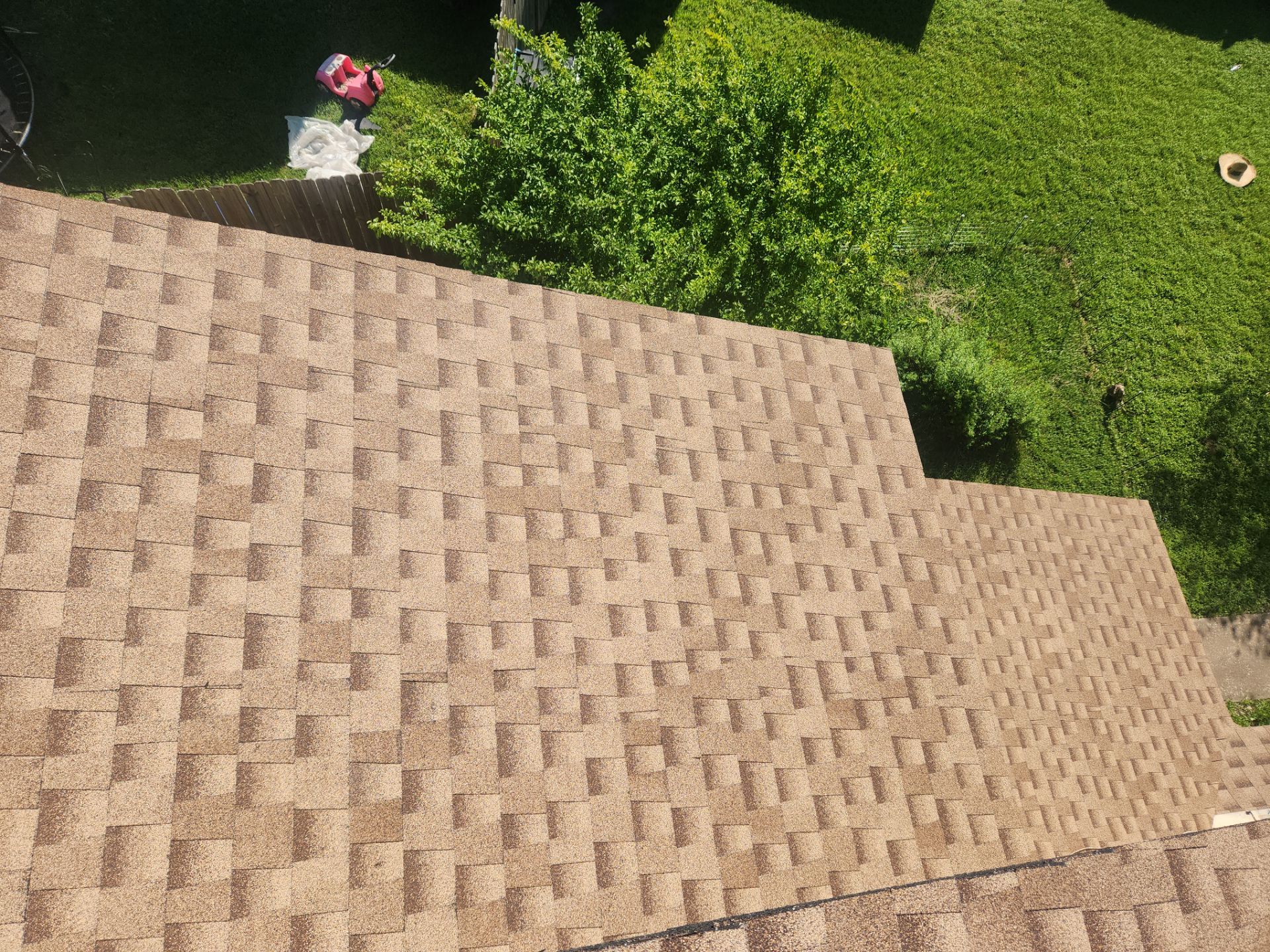 Shakewood - GAF Timberline HDZ by RoofsOnly.com