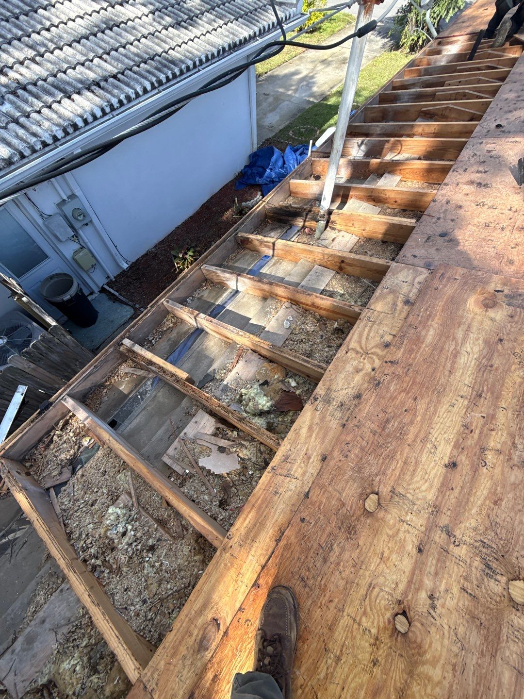 Project in Clearwater 33763 by Mitchell Roofing Company LLC 