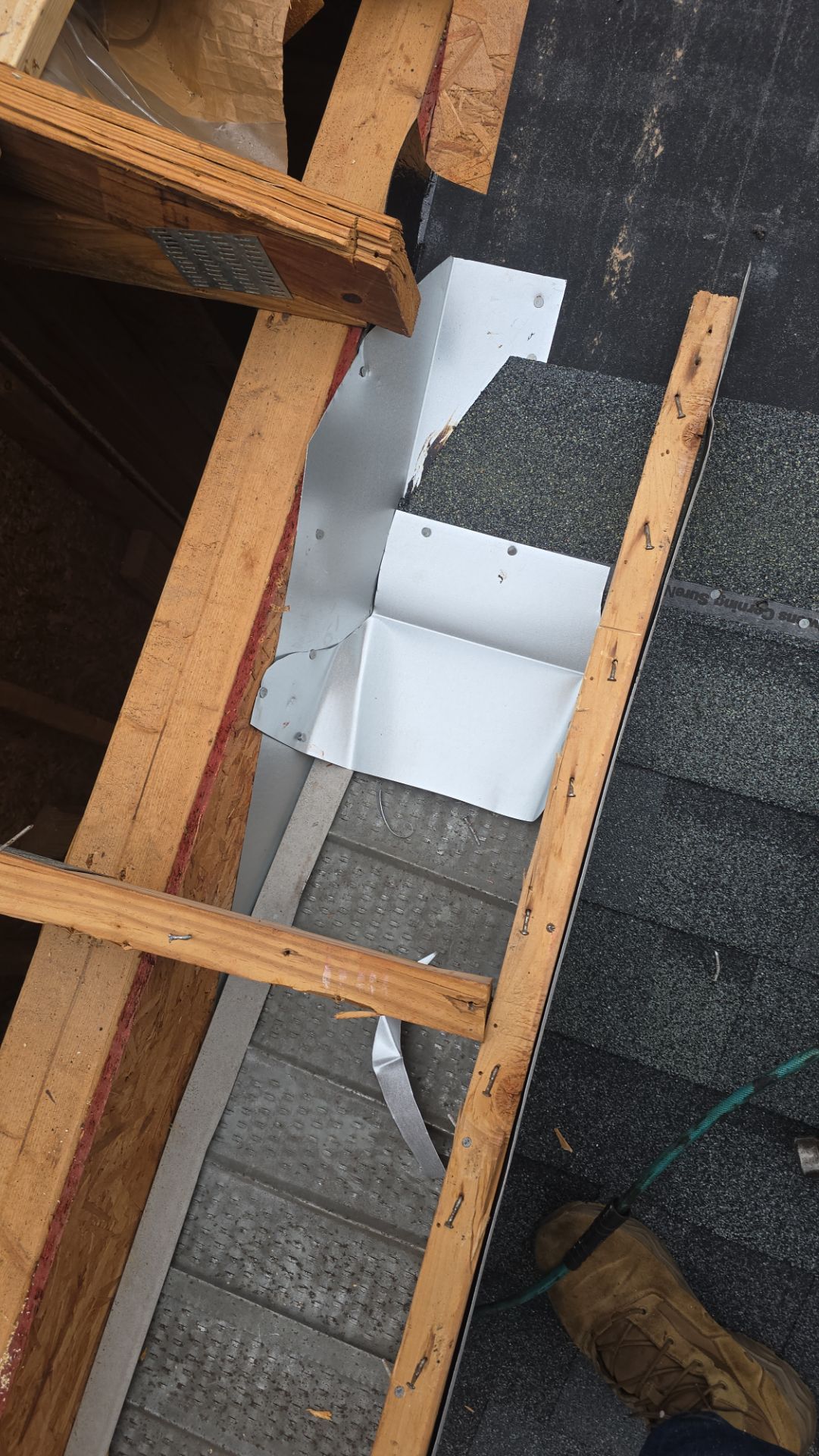 Roof Replacement in Lithia, FL by Shingle Masters Roofing