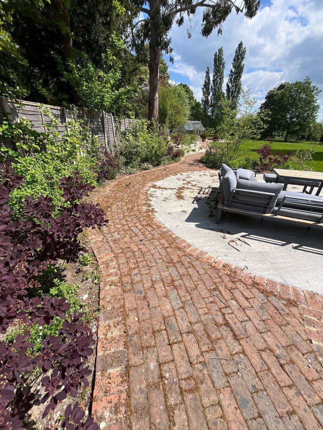 Patio - Walkways - Render Cleaning Surrey by Ges Exterior Cleaning ltd