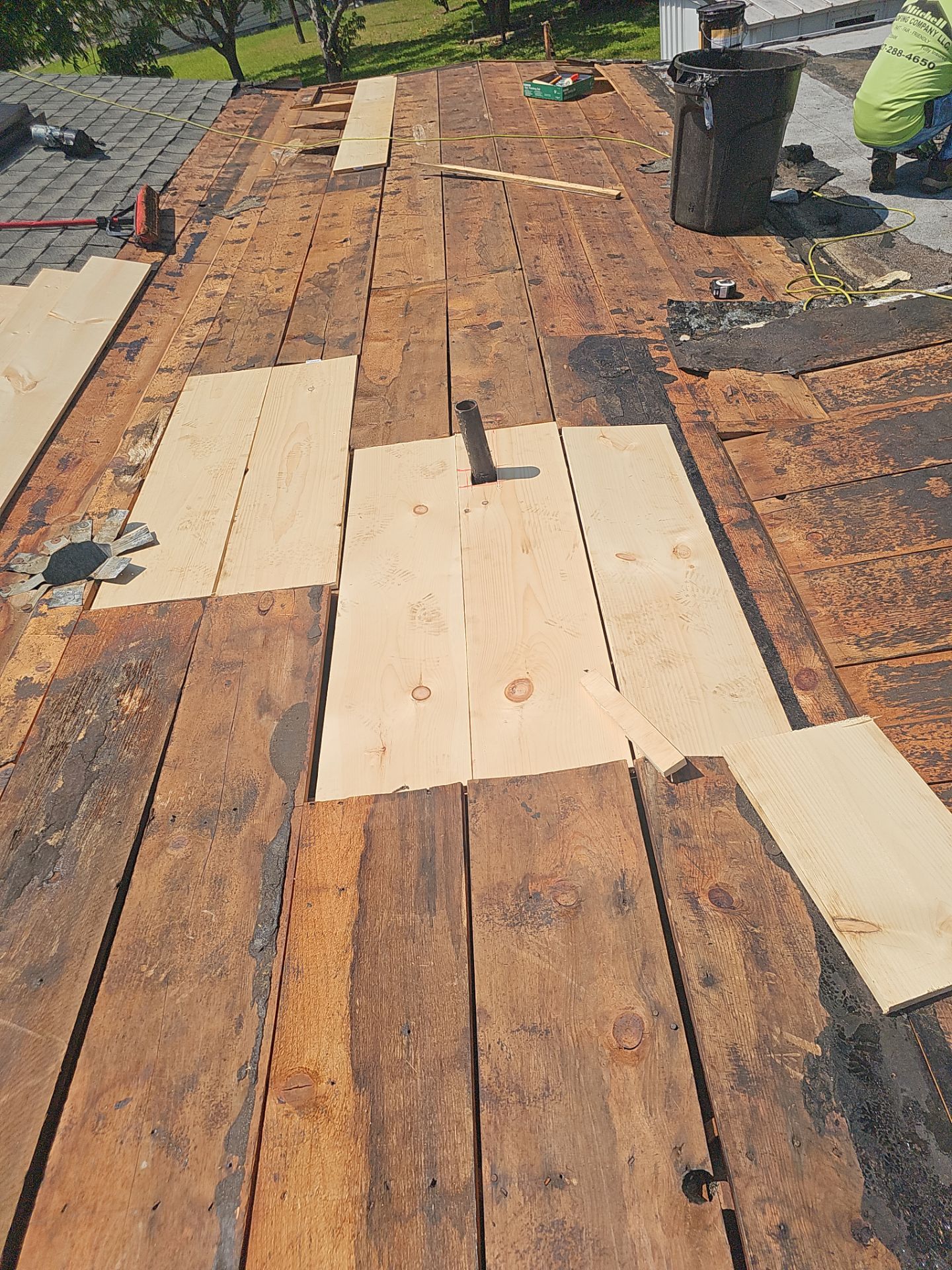 Project in St. Petersburg 33711 by Mitchell Roofing Company LLC 