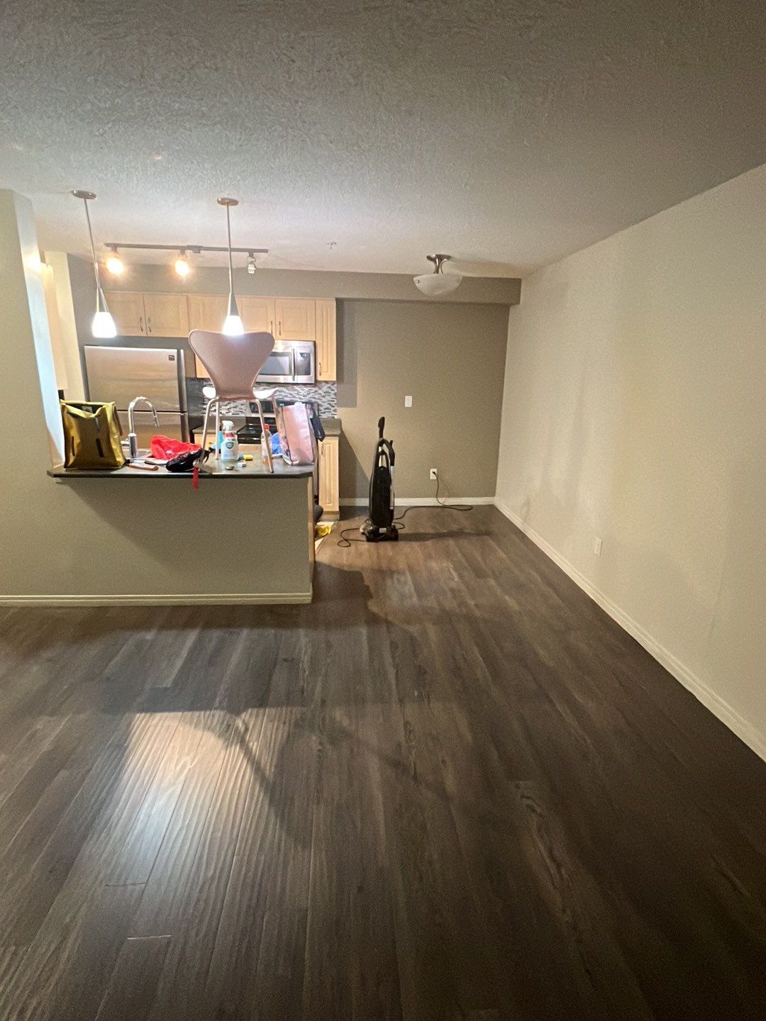 Moveout Clean - Very dirty by Tidyups Cleaning Service Inc
